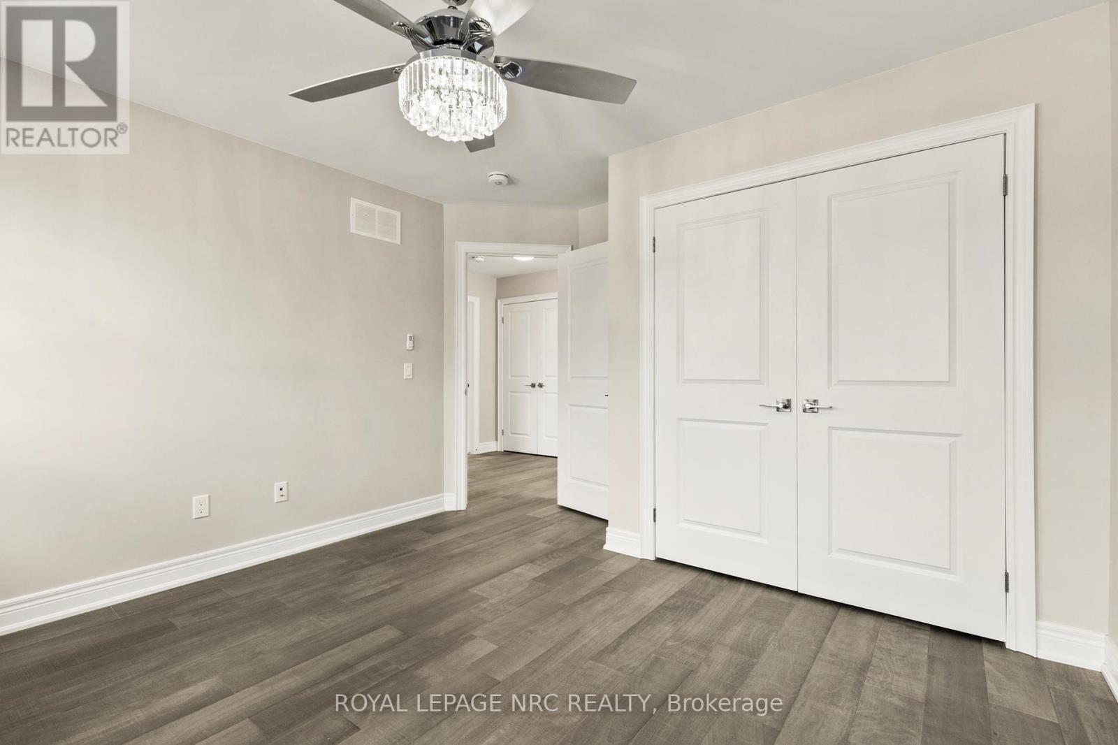 












25 AUTUMN AVENUE

,
Thorold,




Ontario
L2V0H2

