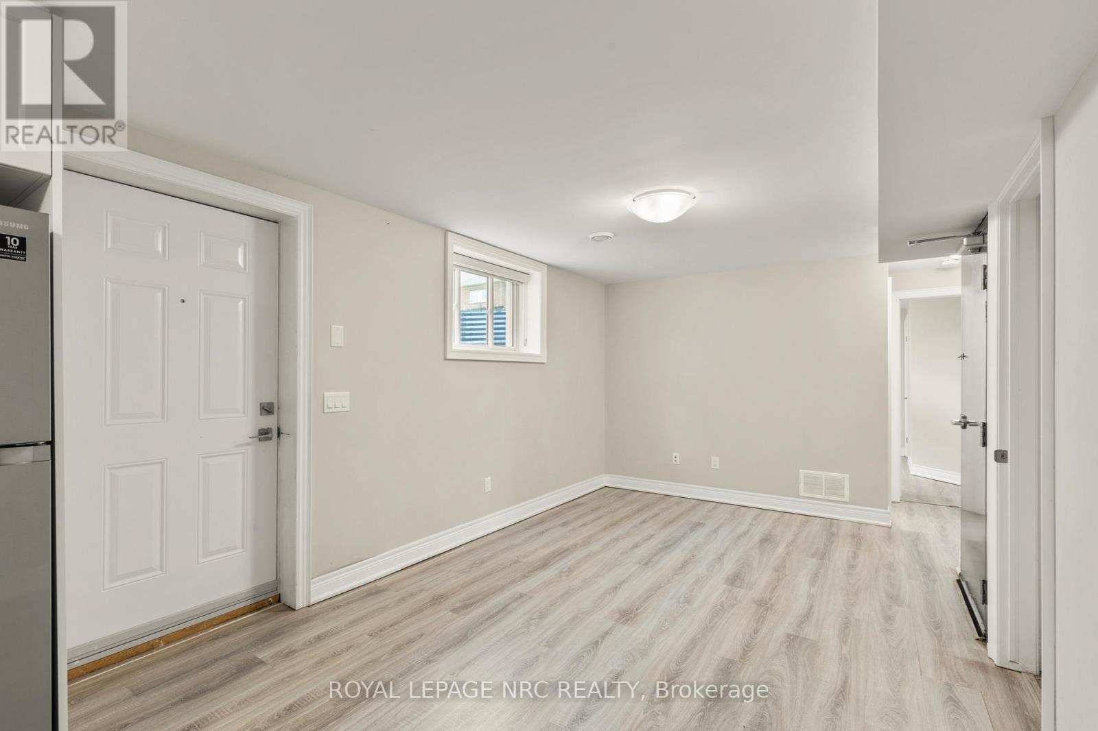 












25 AUTUMN AVENUE

,
Thorold,




Ontario
L2V0H2

