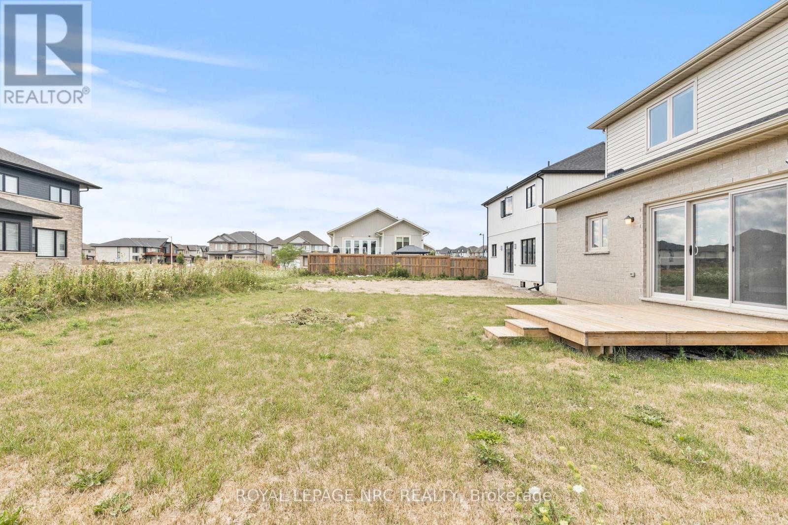












25 AUTUMN AVENUE

,
Thorold,




Ontario
L2V0H2

