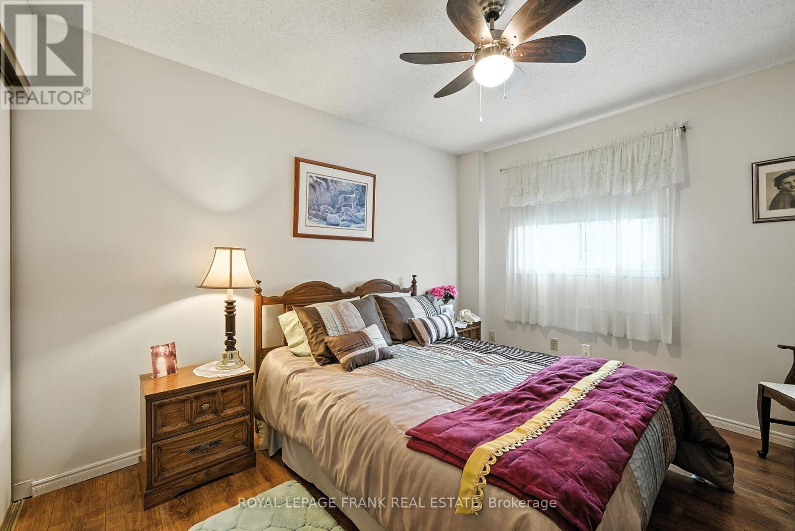












4 SYLVESTER DRIVE

,
Kawartha Lakes (Lindsay),




Ontario
K9V6E7

