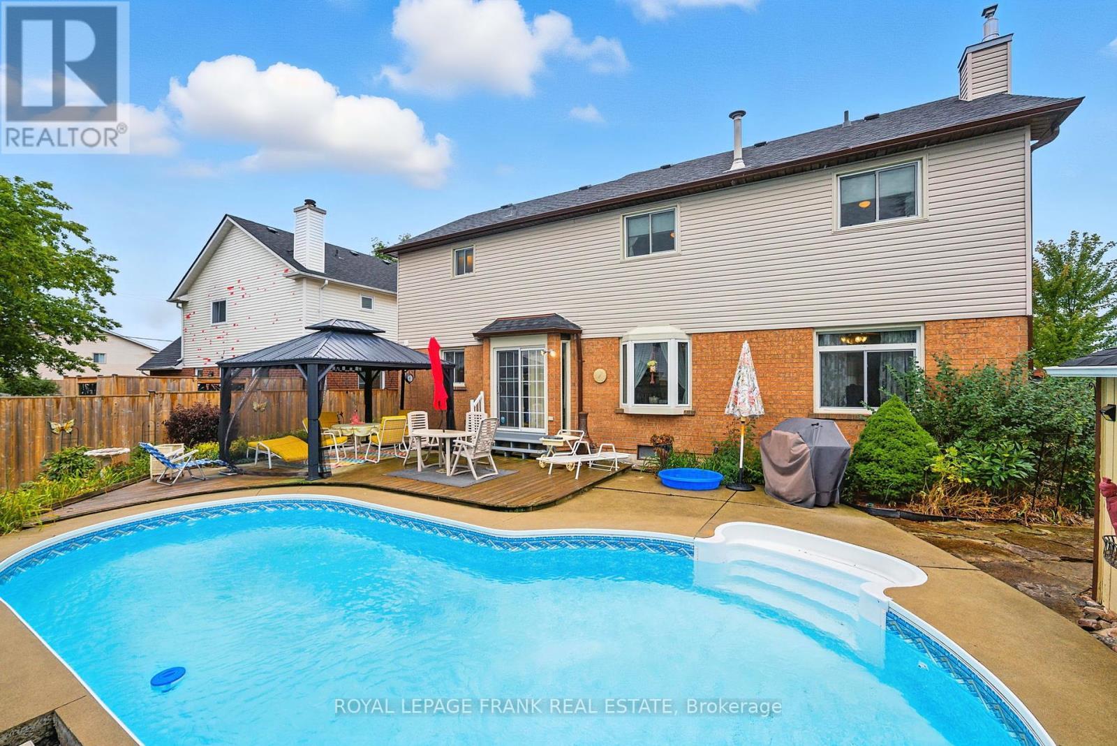 












4 SYLVESTER DRIVE

,
Kawartha Lakes (Lindsay),




Ontario
K9V6E7

