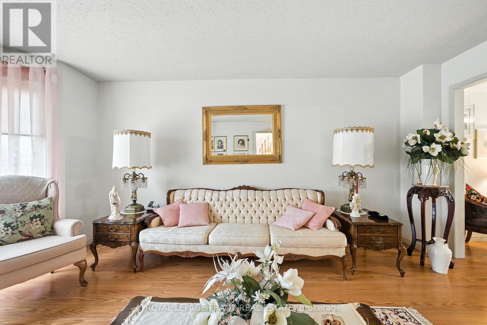 












4 SYLVESTER DRIVE

,
Kawartha Lakes (Lindsay),




Ontario
K9V6E7

