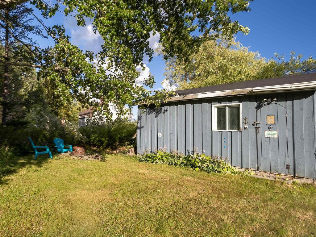 












248 Main Street

,
Florence,




NS
B1Y 1K7

