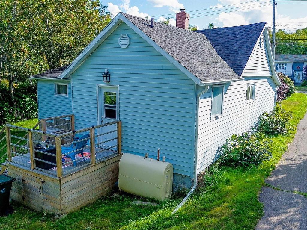 












248 Main Street

,
Florence,




NS
B1Y 1K7

