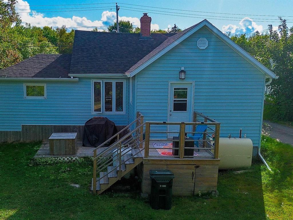 












248 Main Street

,
Florence,




NS
B1Y 1K7

