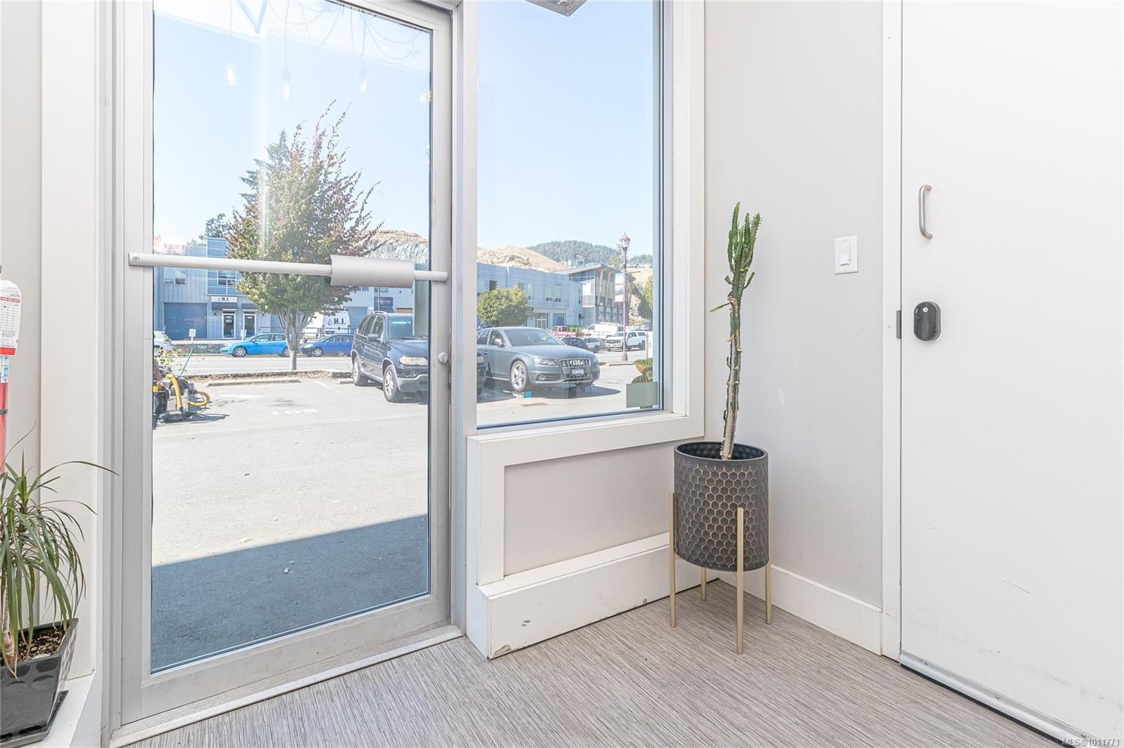









2785


Leigh

Rd, 107,
Langford,




BC
V9B 2Y5

