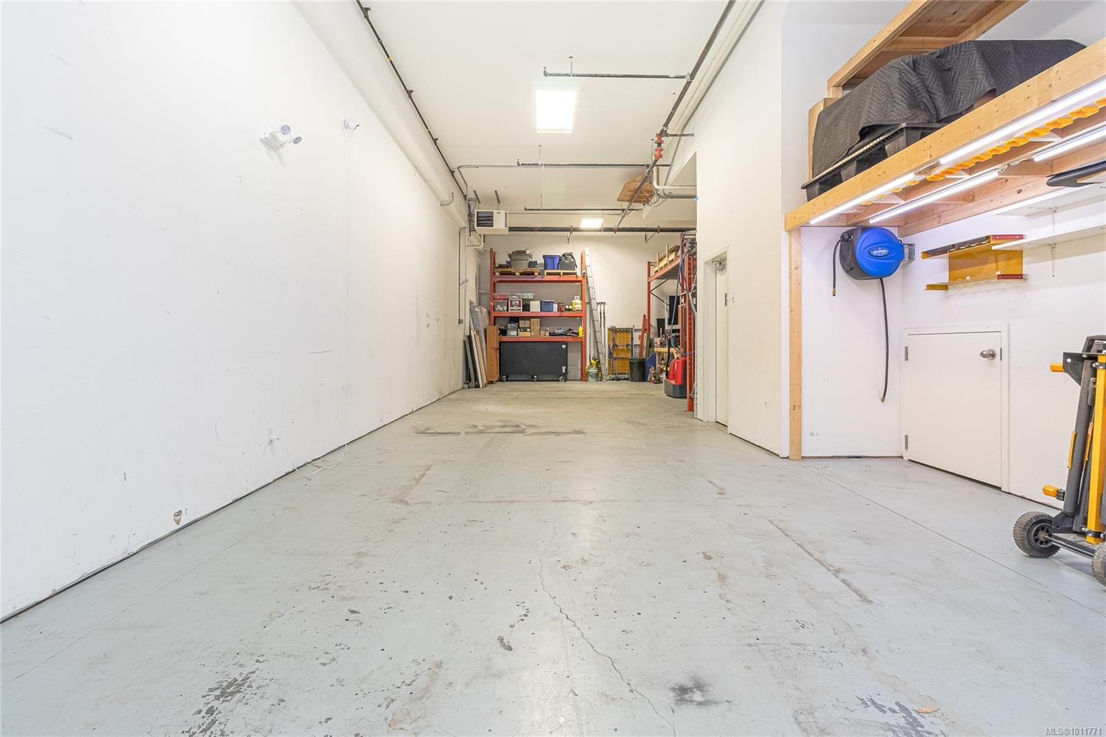 









2785


Leigh

Rd, 107,
Langford,




BC
V9B 2Y5

