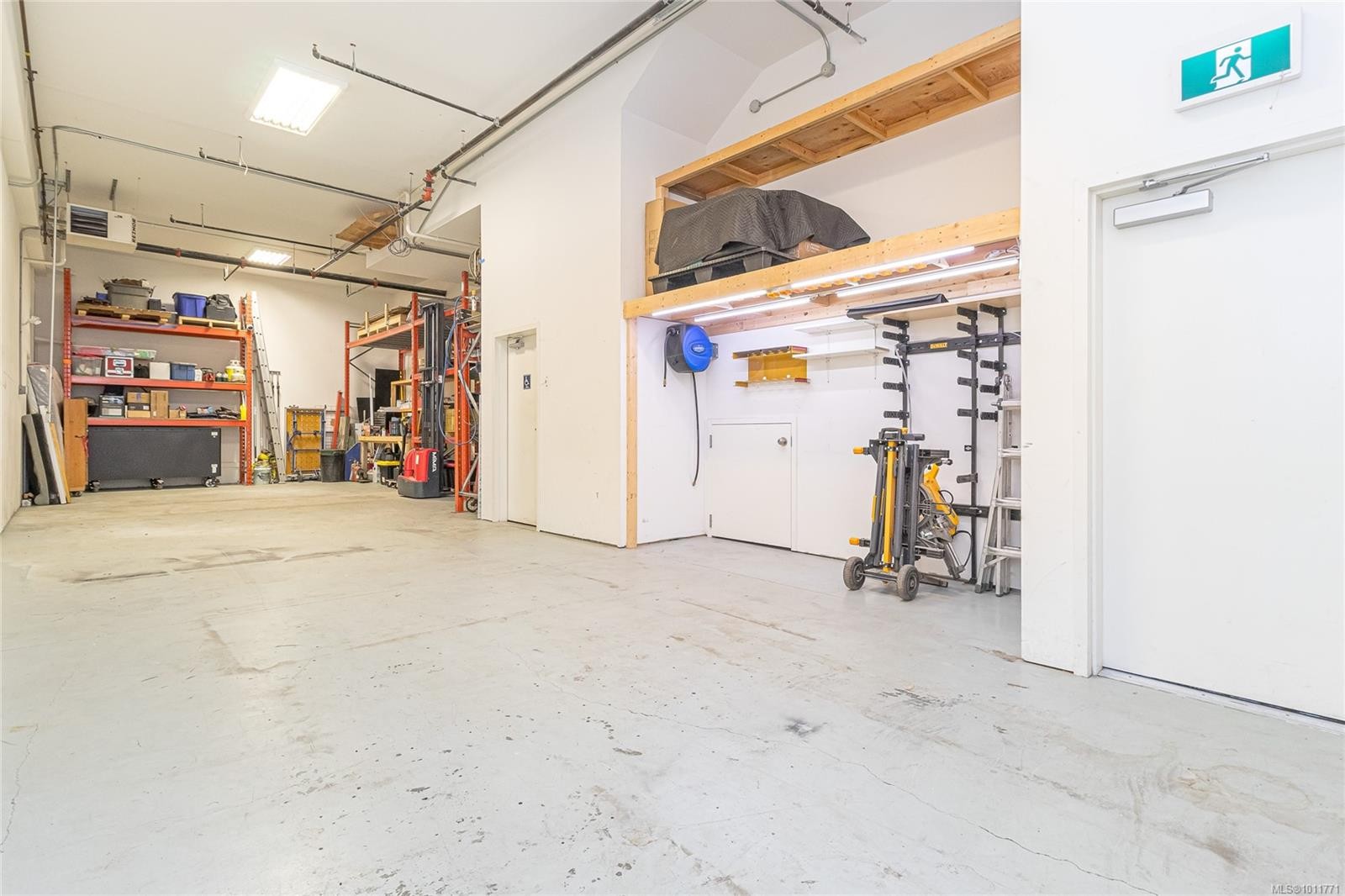 









2785


Leigh

Rd, 107,
Langford,




BC
V9B 2Y5

