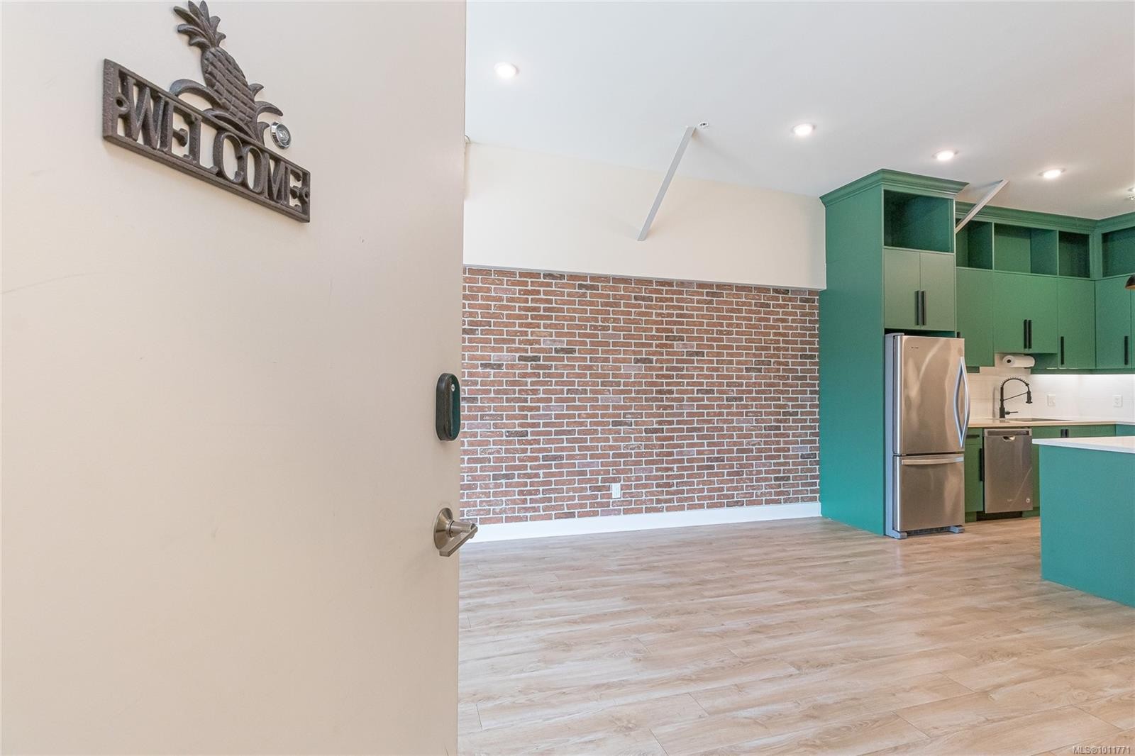 









2785


Leigh

Rd, 107,
Langford,




BC
V9B 2Y5


