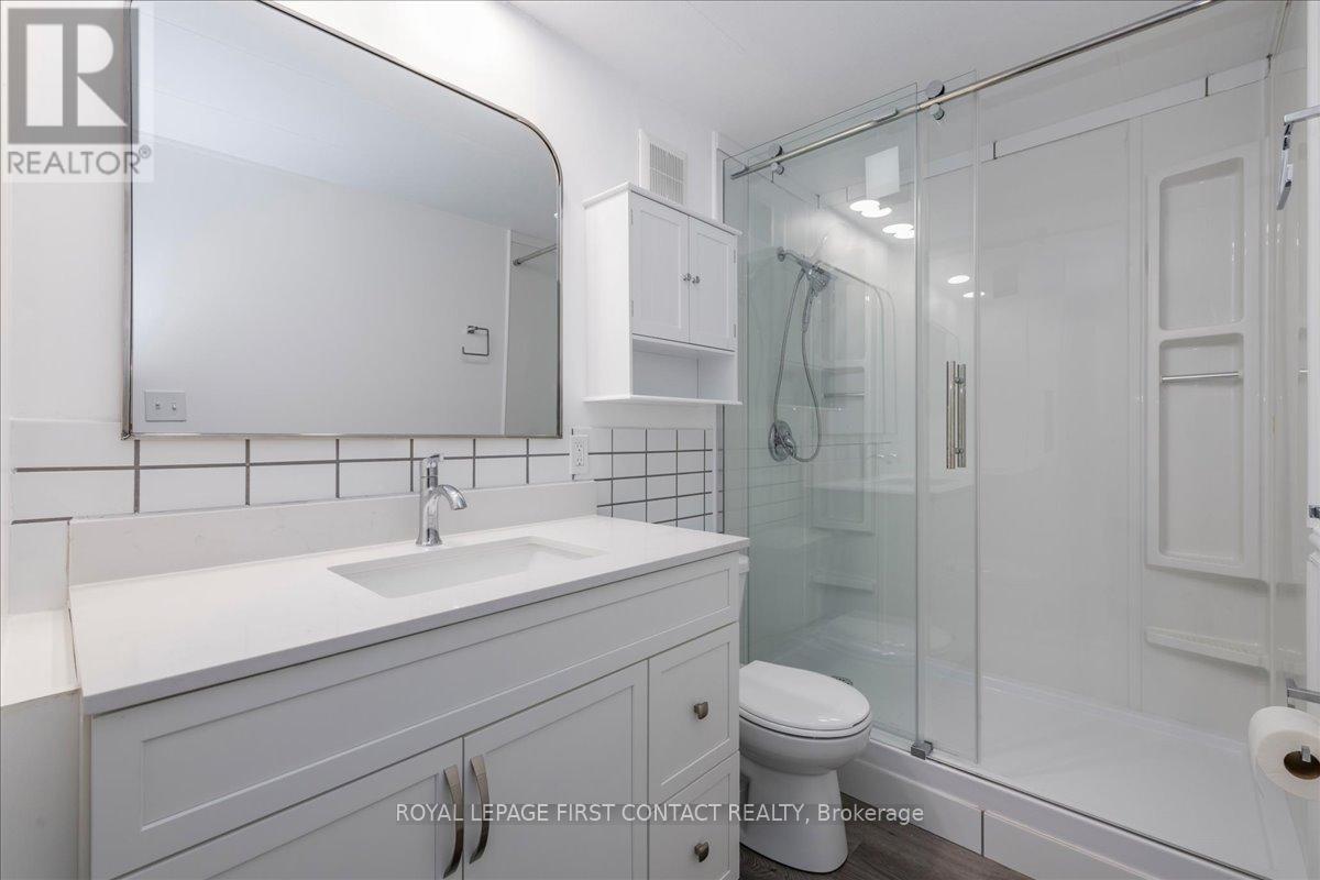 












25 HAWTHORNE DRIVE

,
Innisfil,




Ontario
L9S1P1

