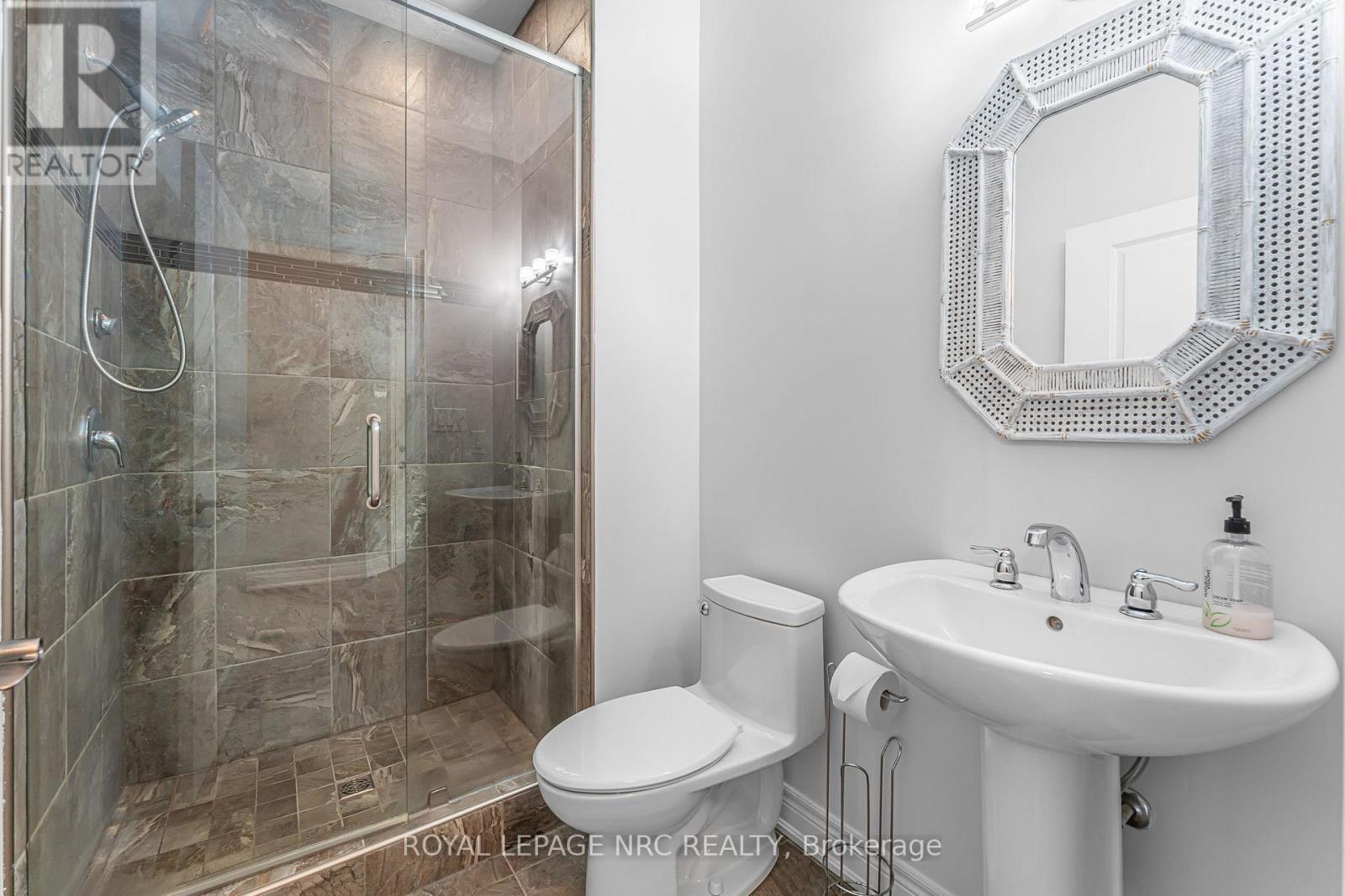 












79 SUNRISE COURT

,
Fort Erie (Ridgeway),




Ontario
L0S1N0

