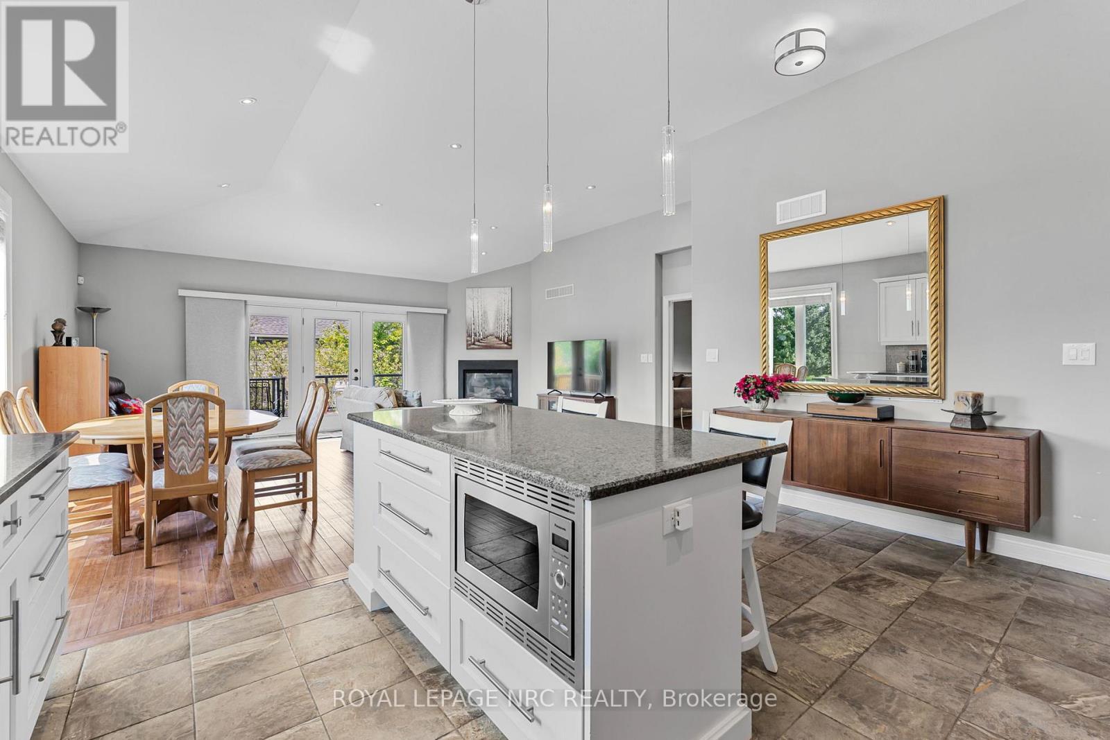 












79 SUNRISE COURT

,
Fort Erie (Ridgeway),




Ontario
L0S1N0

