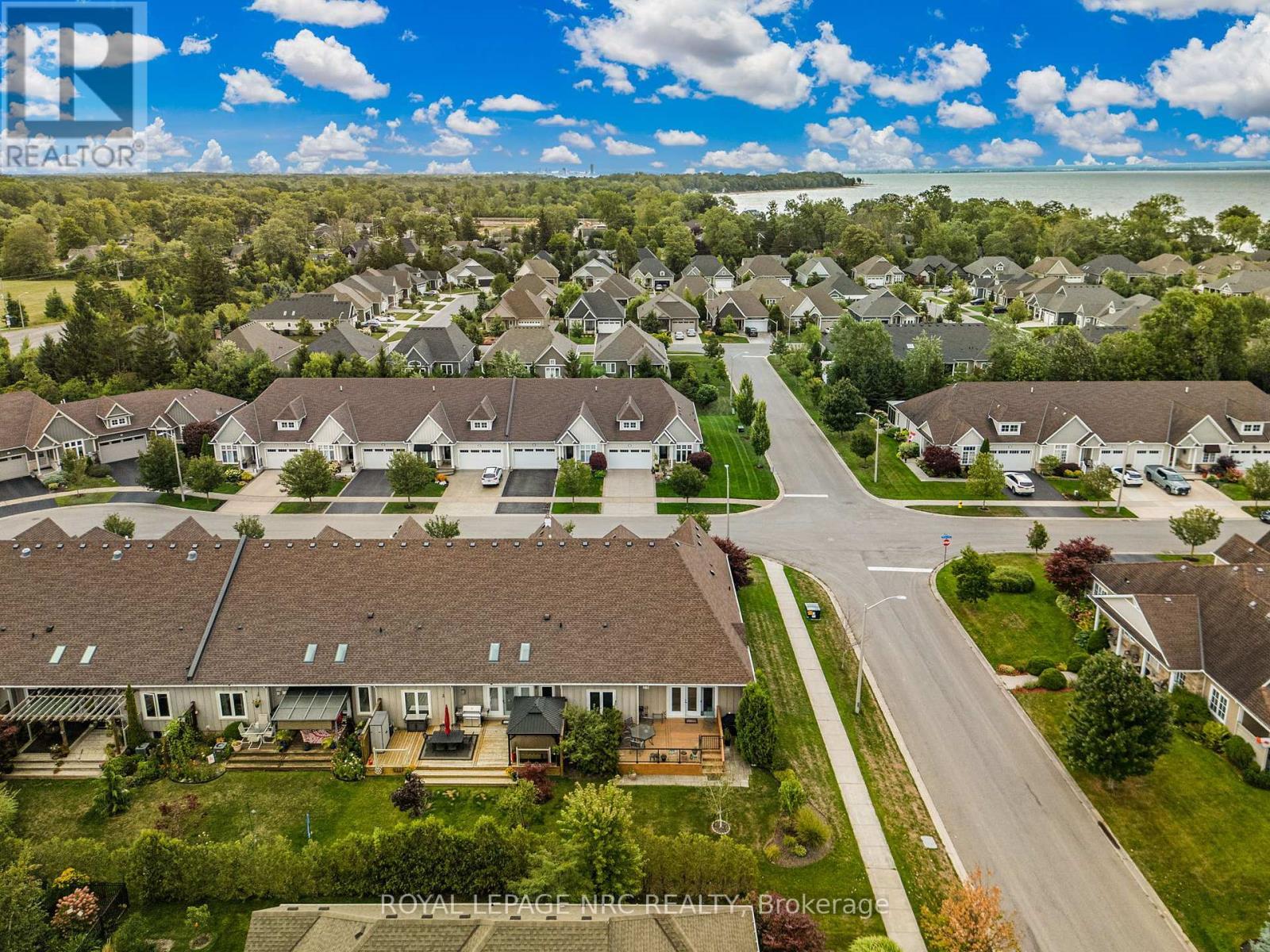 












79 SUNRISE COURT

,
Fort Erie (Ridgeway),




Ontario
L0S1N0

