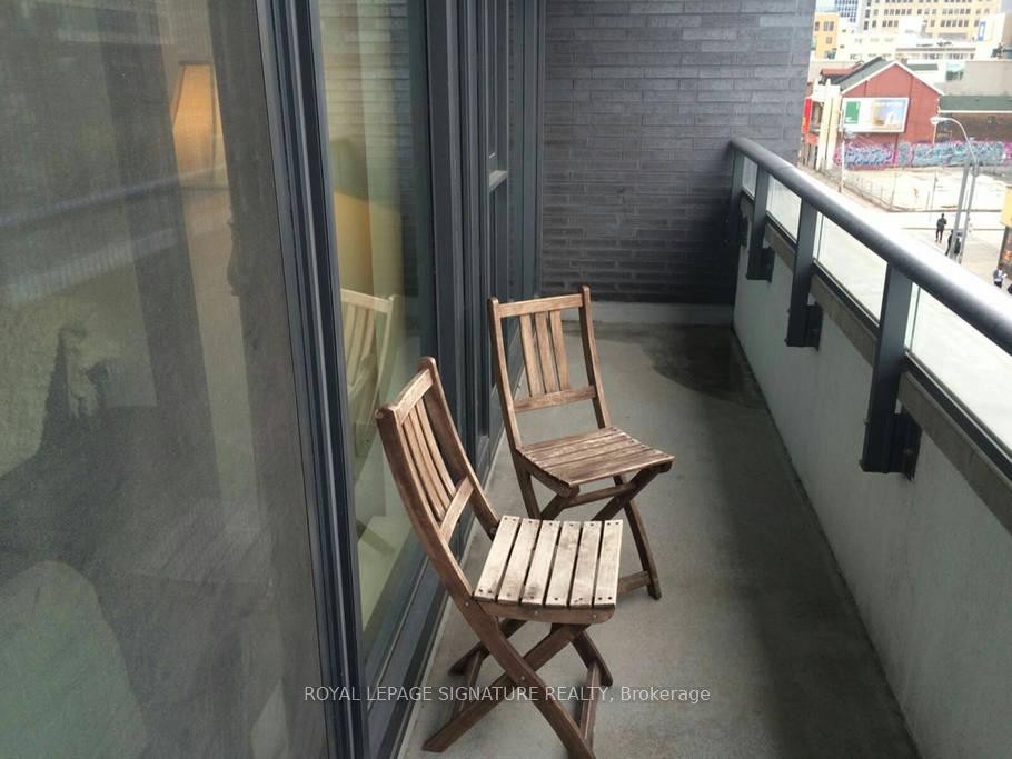 









159


Dundas

Street East, 411,
Toronto,




ON
M5B 0A9

