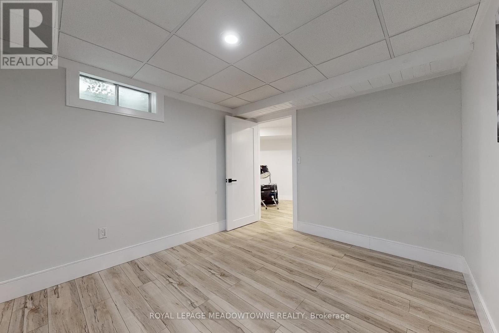 












365 CELTIC DRIVE

,
Hamilton,




Ontario
L8E4N1

