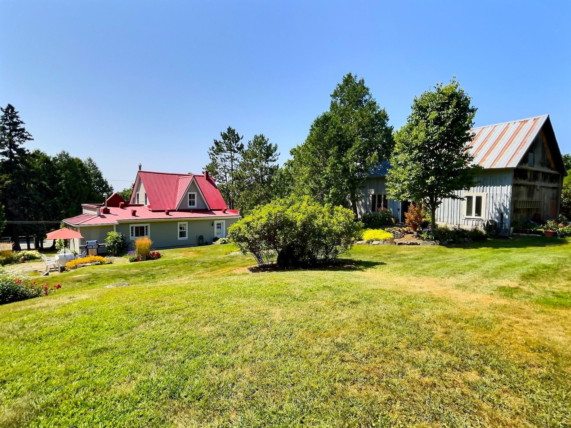 









987


Ch. de la Montagne

,
Mont-Saint-Hilaire,




QC
J3G4S6

