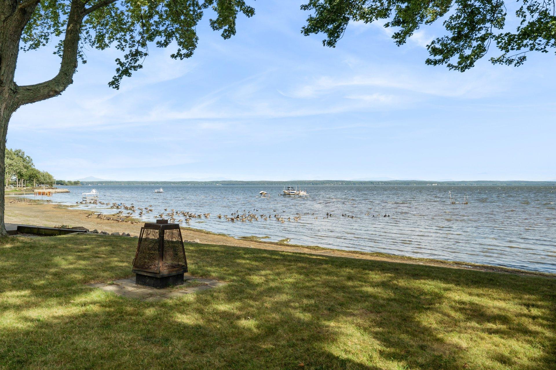 









724


Av. de Venise O.

,
Venise-en-Québec,




QC
J0J2K0


