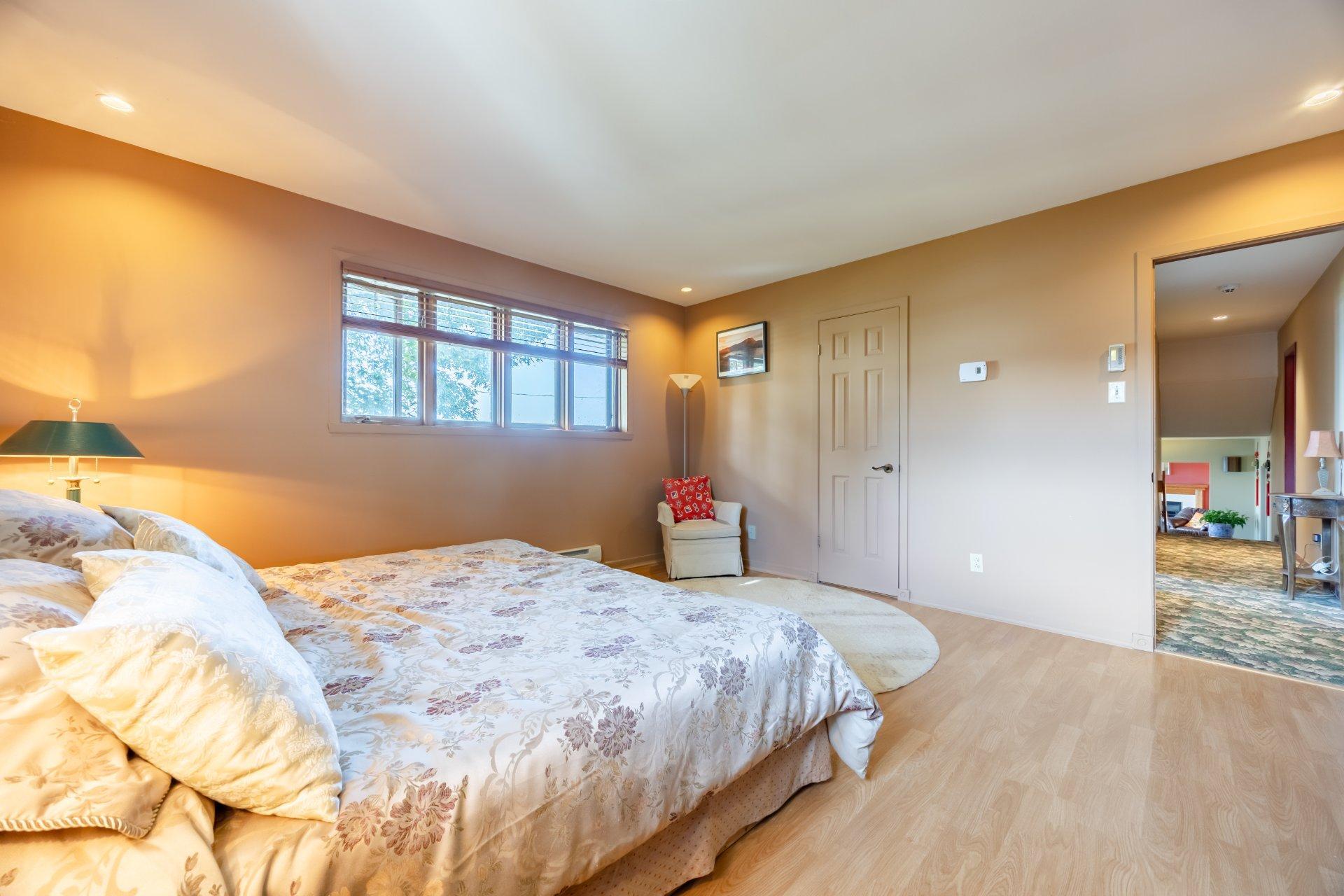 









104


Ch. du Vieux-Moulin

,
Notre-Dame-de-l'Île-Perrot,




QC
J7W3M2

