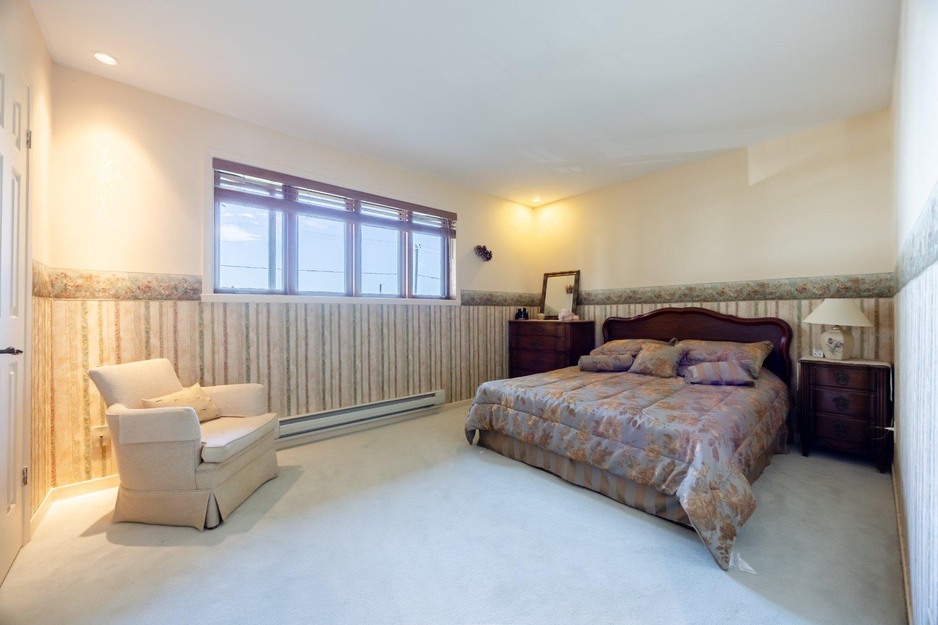 









104


Ch. du Vieux-Moulin

,
Notre-Dame-de-l'Île-Perrot,




QC
J7W3M2

