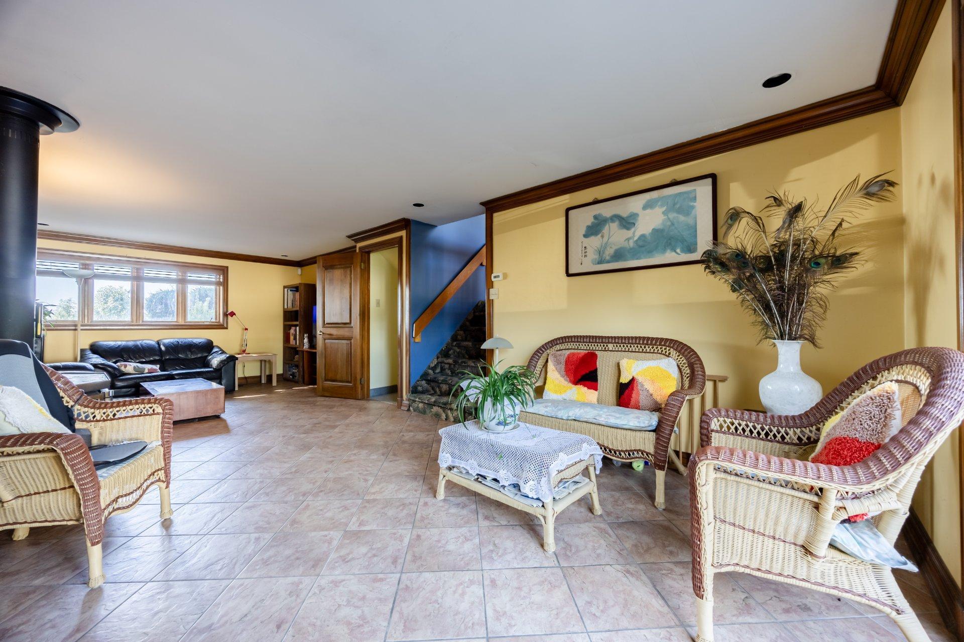 









104


Ch. du Vieux-Moulin

,
Notre-Dame-de-l'Île-Perrot,




QC
J7W3M2

