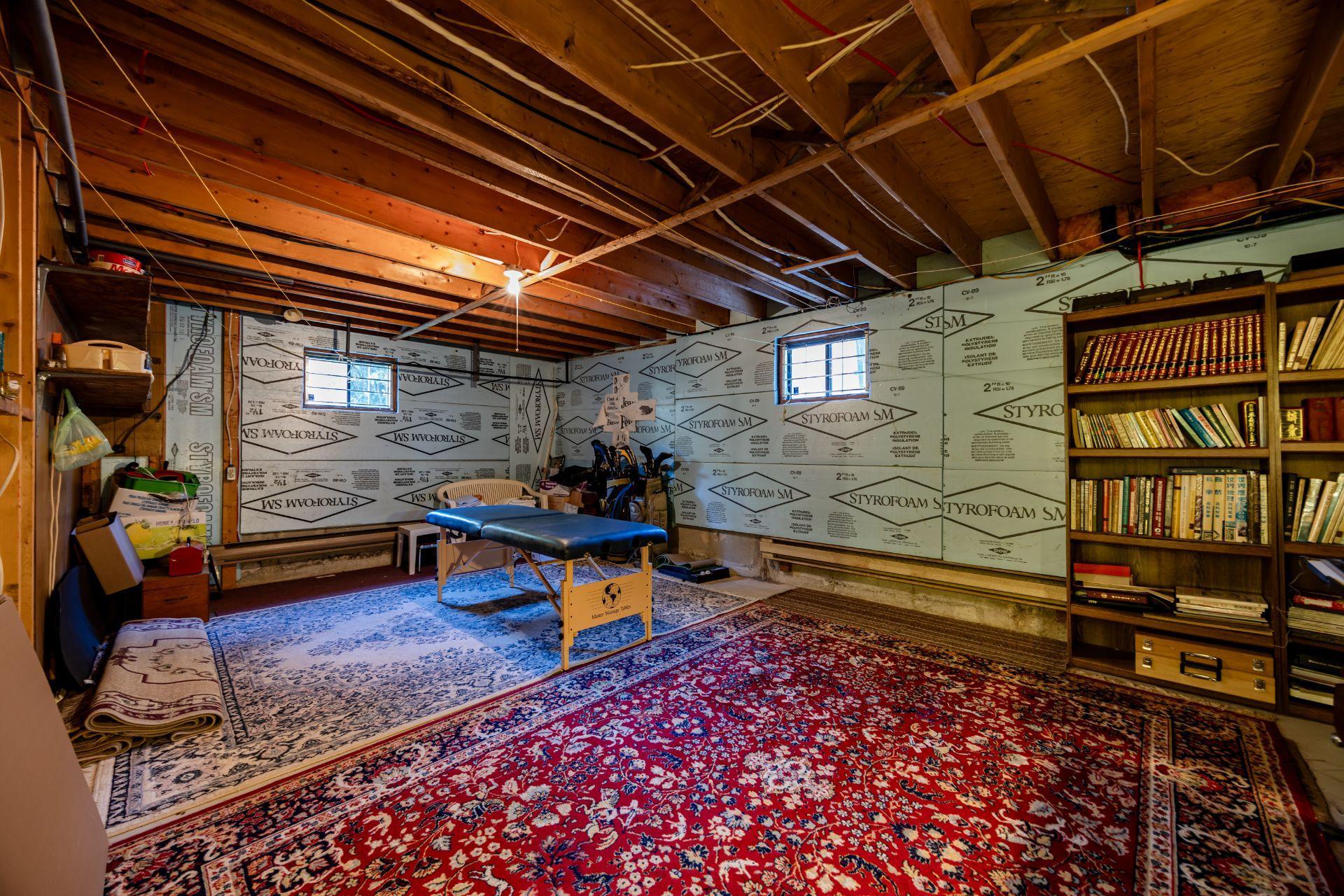 









104


Ch. du Vieux-Moulin

,
Notre-Dame-de-l'Île-Perrot,




QC
J7W3M2

