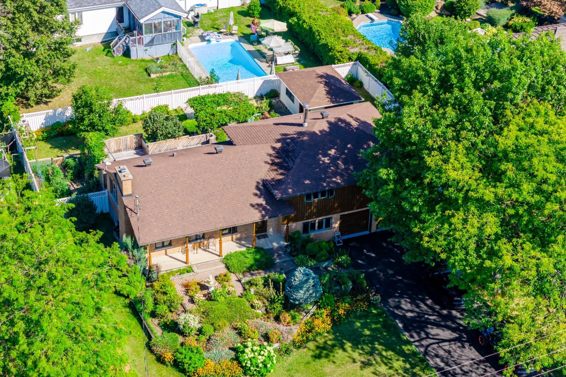 









104


Ch. du Vieux-Moulin

,
Notre-Dame-de-l'Île-Perrot,




QC
J7W3M2

