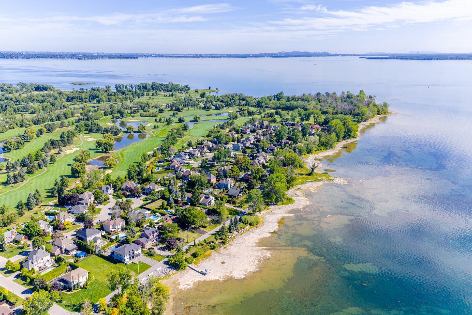 









104


Ch. du Vieux-Moulin

,
Notre-Dame-de-l'Île-Perrot,




QC
J7W3M2

