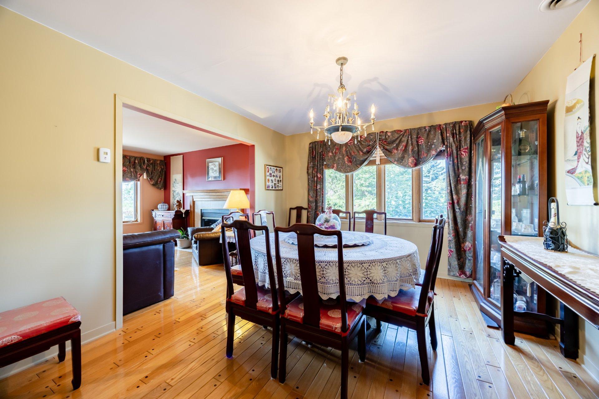 









104


Ch. du Vieux-Moulin

,
Notre-Dame-de-l'Île-Perrot,




QC
J7W3M2

