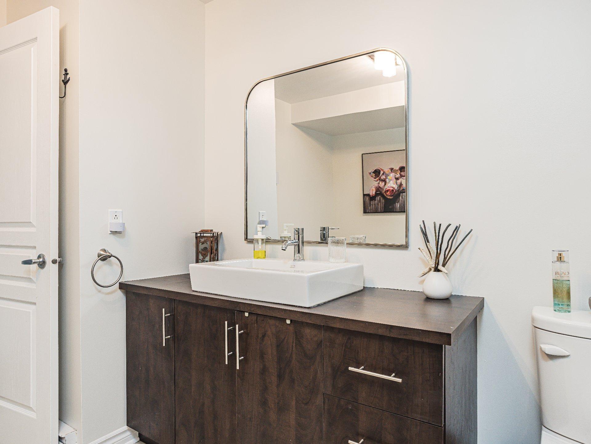 









168


Rue Ste-Geneviève

,
Les Cèdres,




QC
J7T0C4

