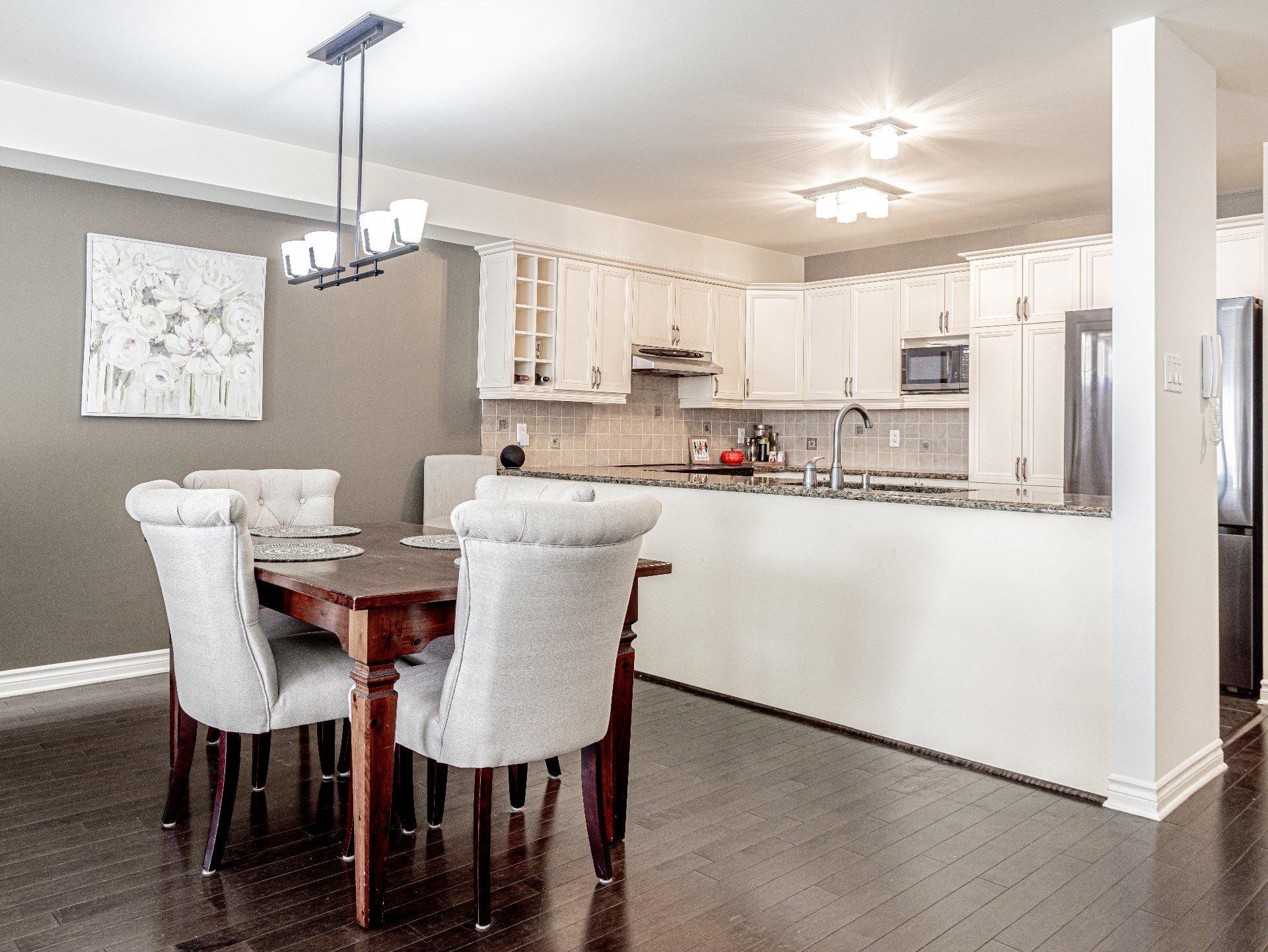 









168


Rue Ste-Geneviève

,
Les Cèdres,




QC
J7T0C4

