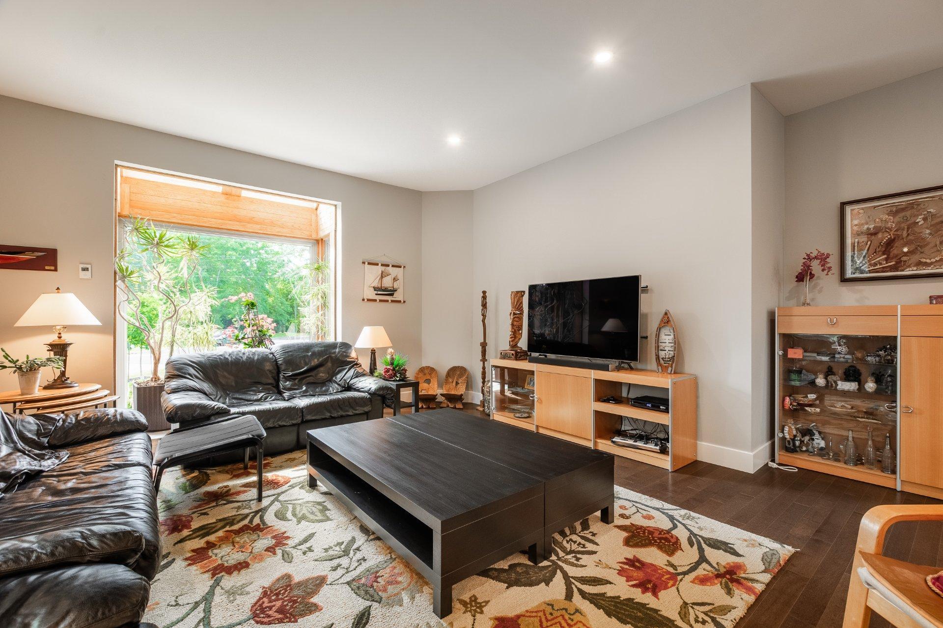 









2200


Rue Gardenvale

,
Saint-Bruno-de-Montarville,




QC
J3V2X1

