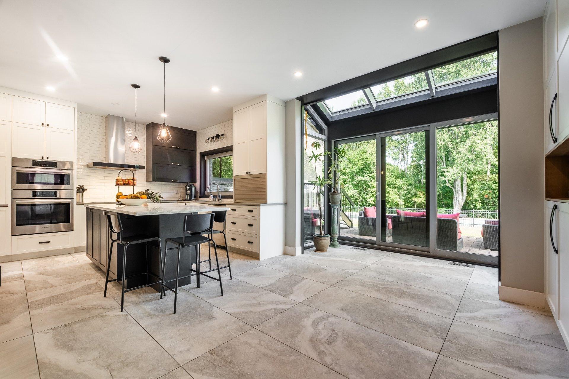 









2200


Rue Gardenvale

,
Saint-Bruno-de-Montarville,




QC
J3V2X1

