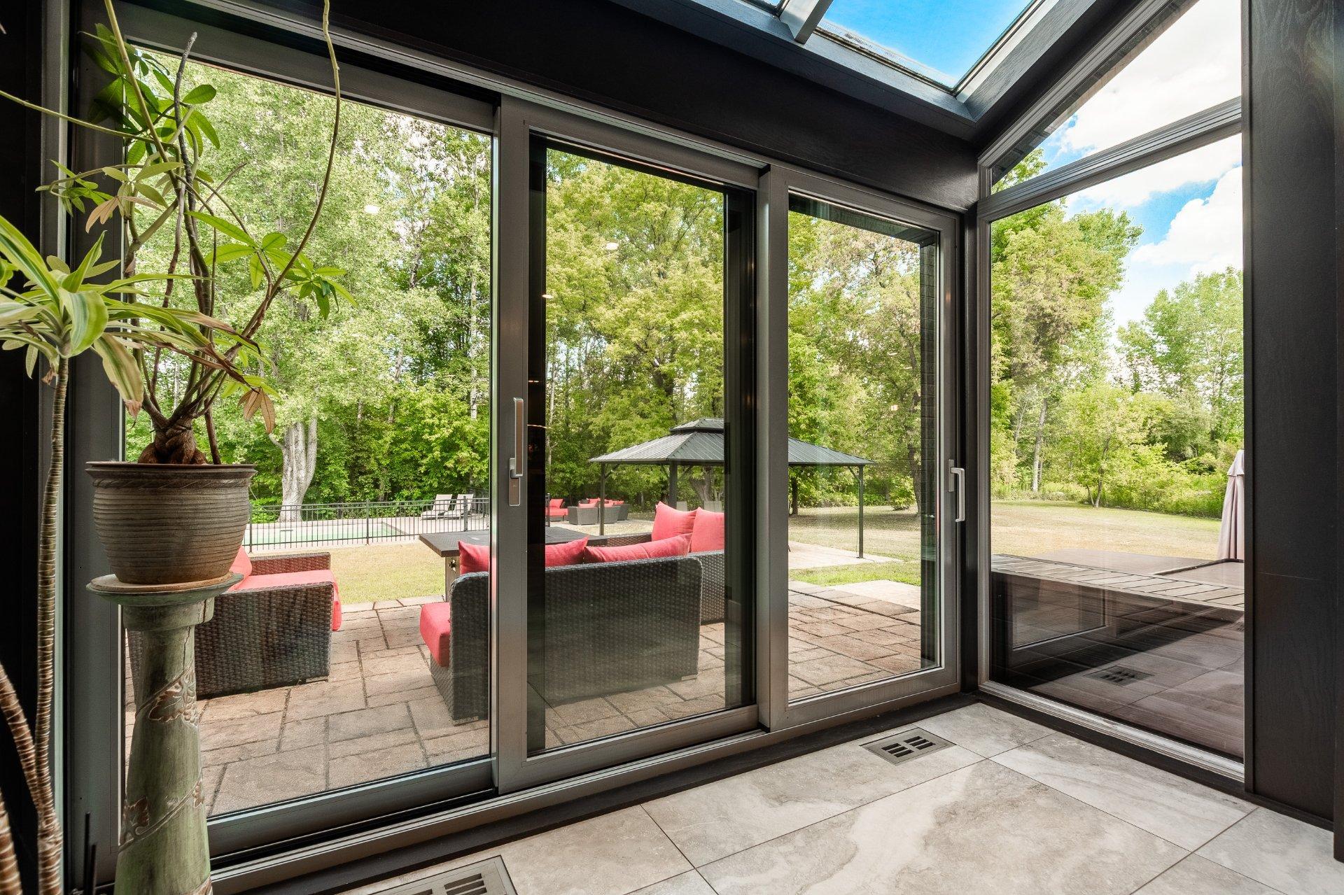 









2200


Rue Gardenvale

,
Saint-Bruno-de-Montarville,




QC
J3V2X1

