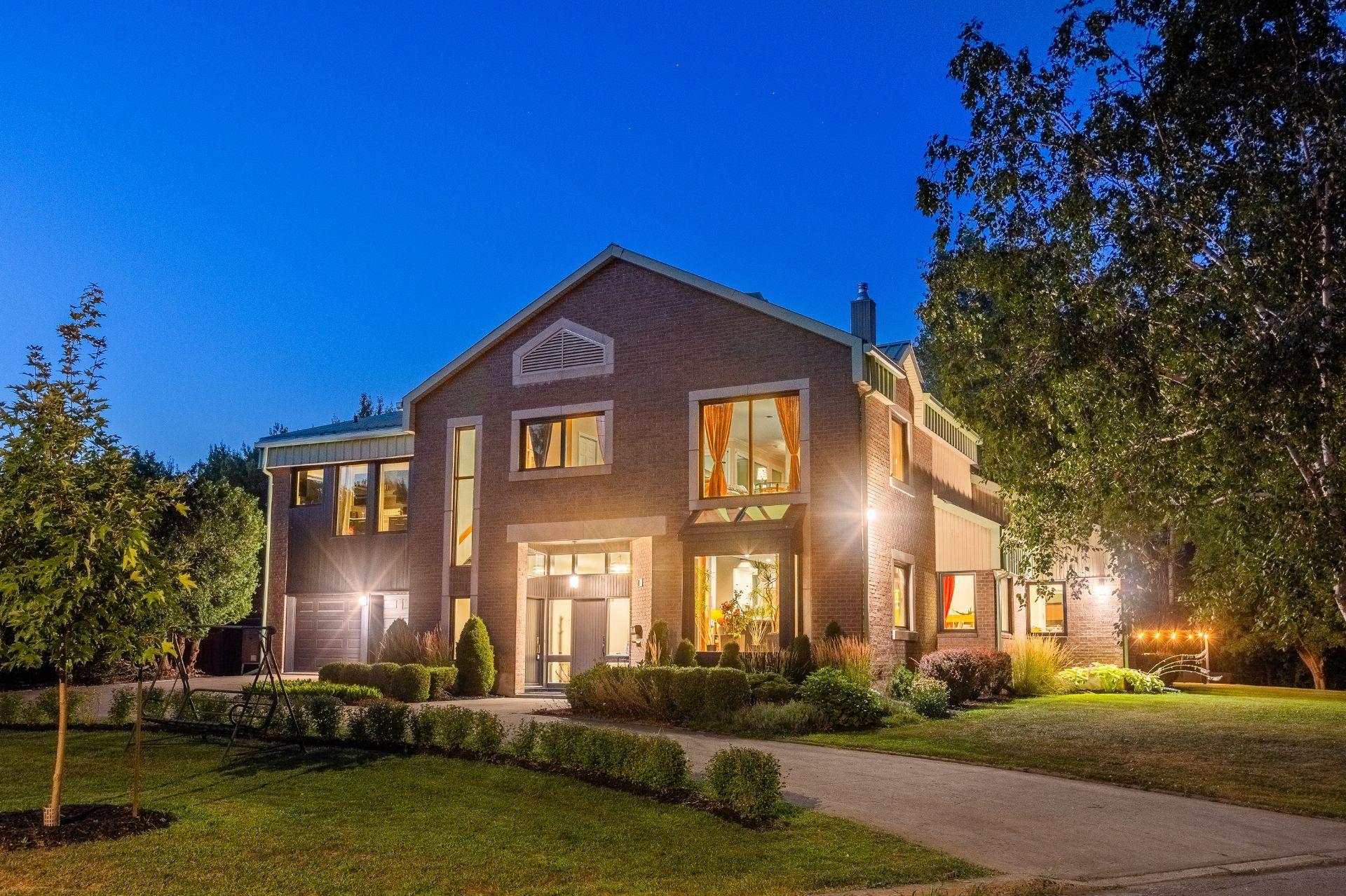 









2200


Rue Gardenvale

,
Saint-Bruno-de-Montarville,




QC
J3V2X1

