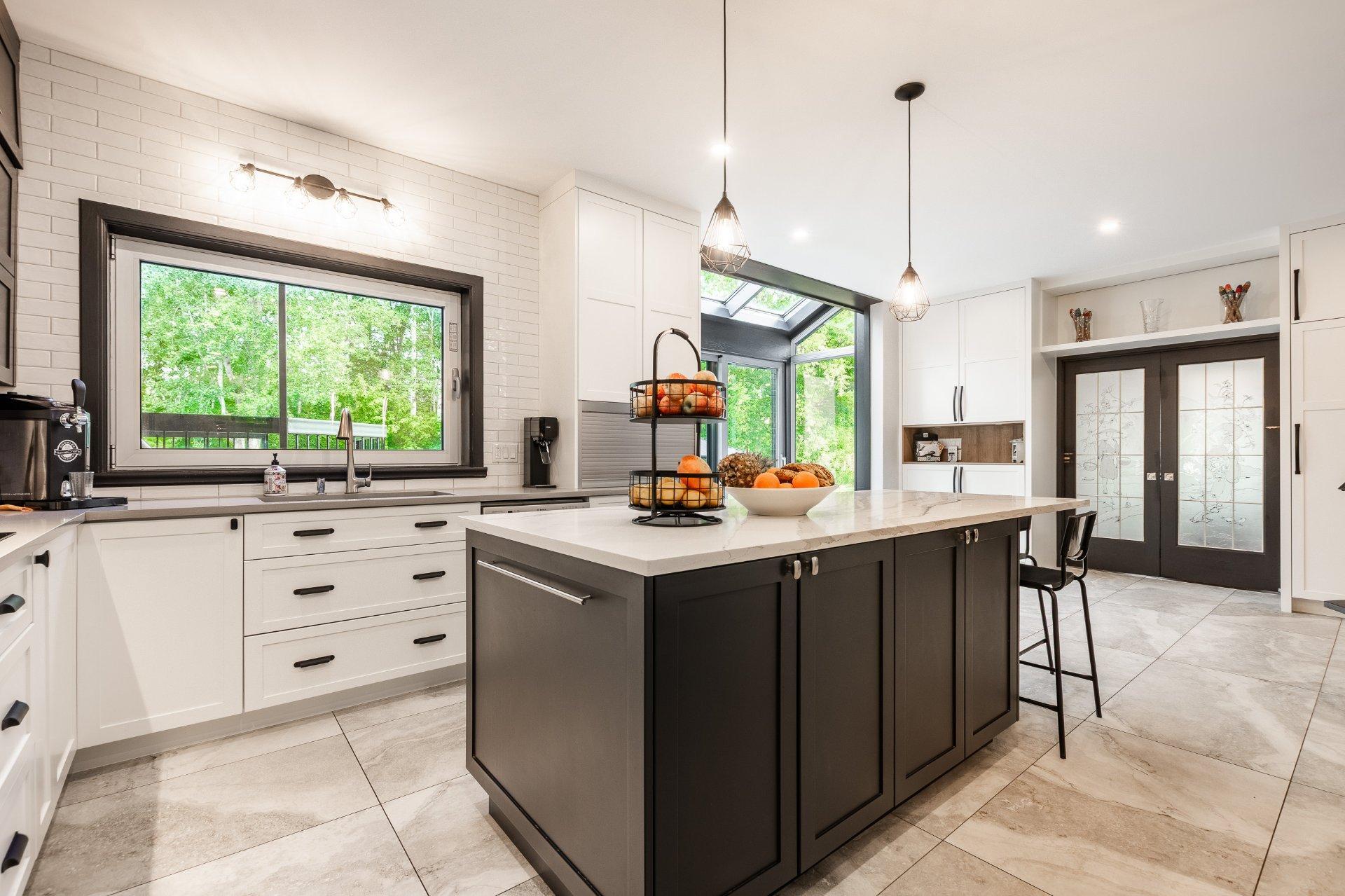 









2200


Rue Gardenvale

,
Saint-Bruno-de-Montarville,




QC
J3V2X1

