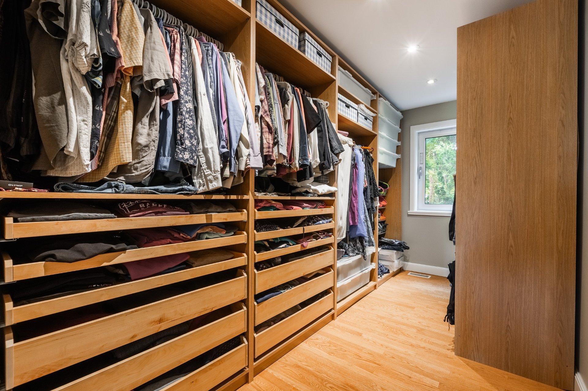 









2200


Rue Gardenvale

,
Saint-Bruno-de-Montarville,




QC
J3V2X1

