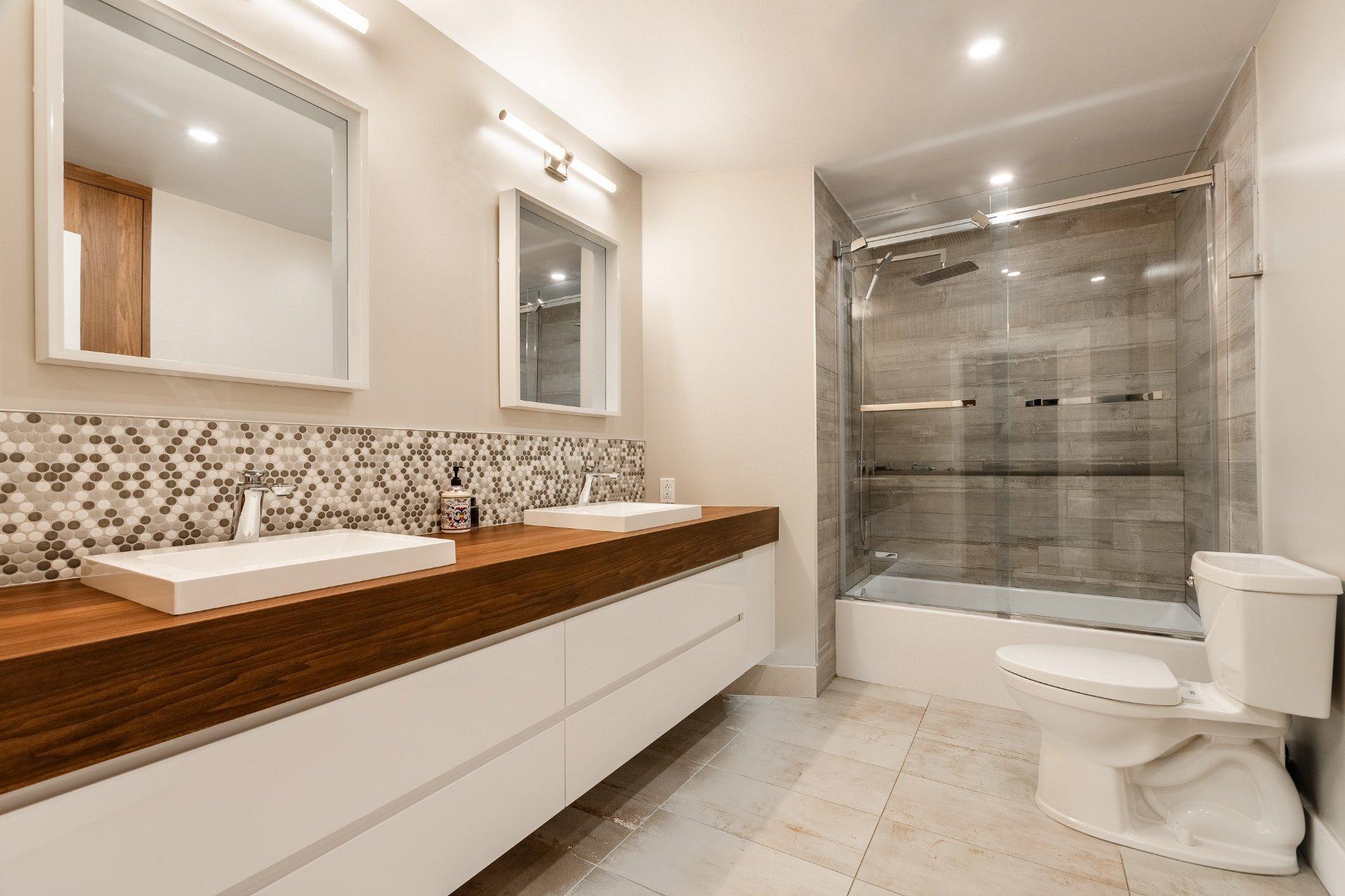 









2200


Rue Gardenvale

,
Saint-Bruno-de-Montarville,




QC
J3V2X1

