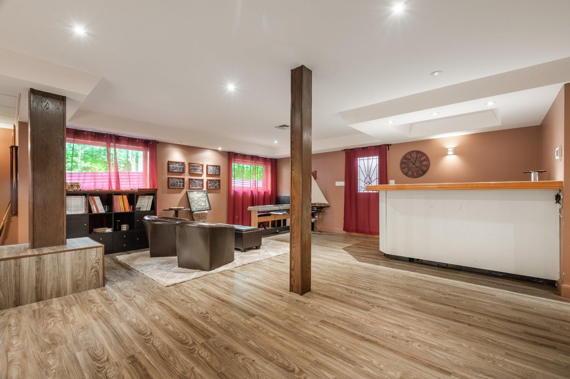 









2200


Rue Gardenvale

,
Saint-Bruno-de-Montarville,




QC
J3V2X1

