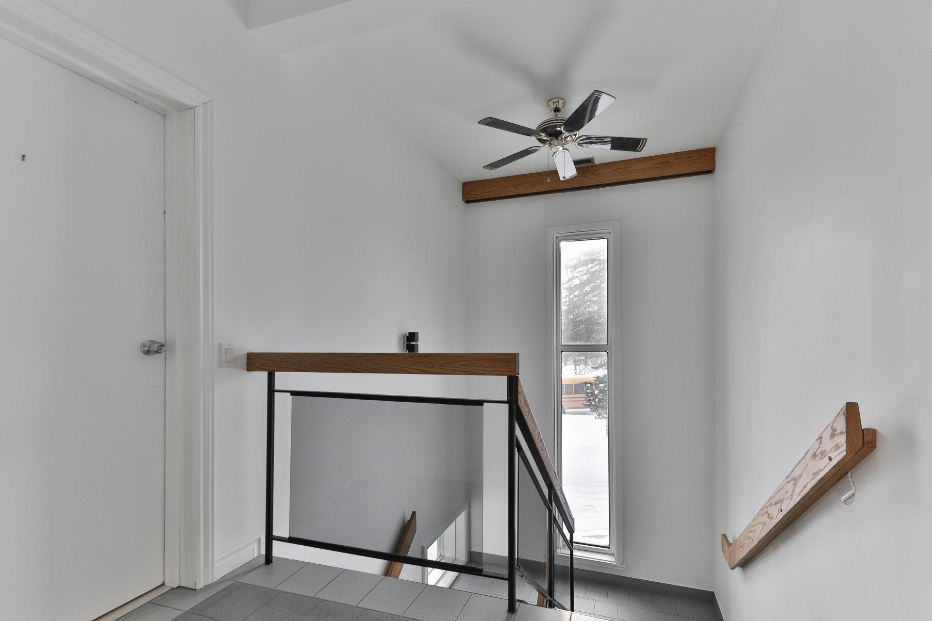 









2200


Rue Gardenvale

,
Saint-Bruno-de-Montarville,




QC
J3V2X1

