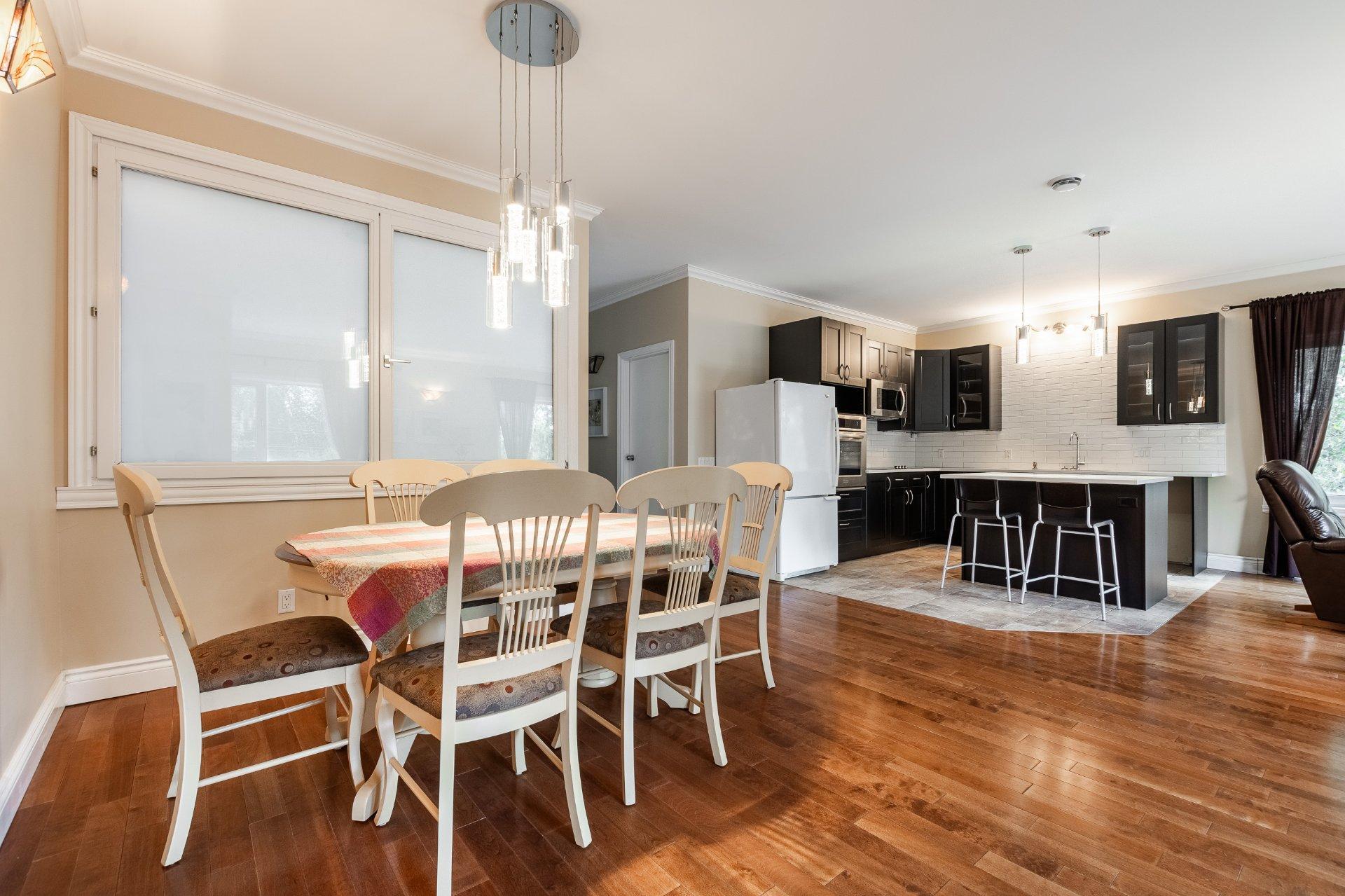 









2200


Rue Gardenvale

,
Saint-Bruno-de-Montarville,




QC
J3V2X1

