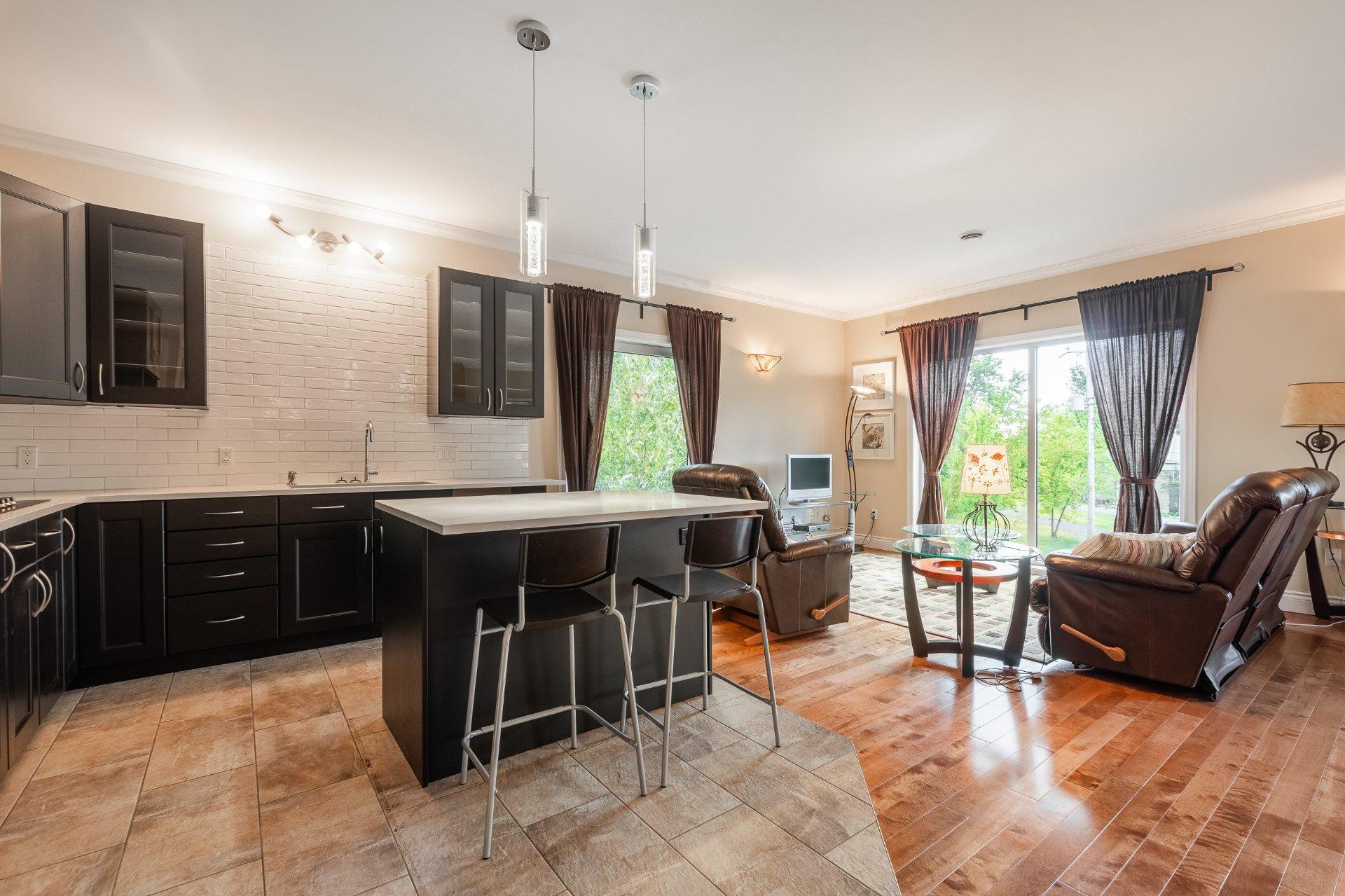 









2200


Rue Gardenvale

,
Saint-Bruno-de-Montarville,




QC
J3V2X1

