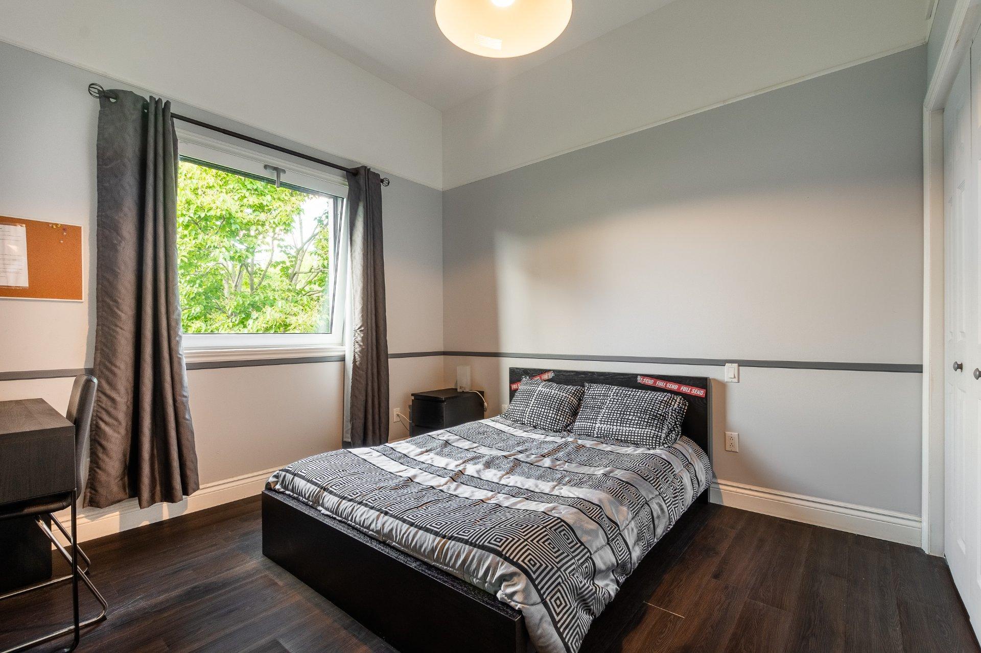 









2200


Rue Gardenvale

,
Saint-Bruno-de-Montarville,




QC
J3V2X1

