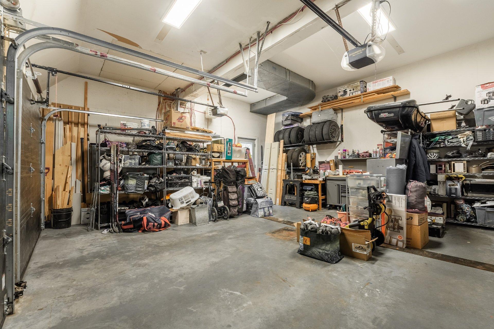 









2200


Rue Gardenvale

,
Saint-Bruno-de-Montarville,




QC
J3V2X1

