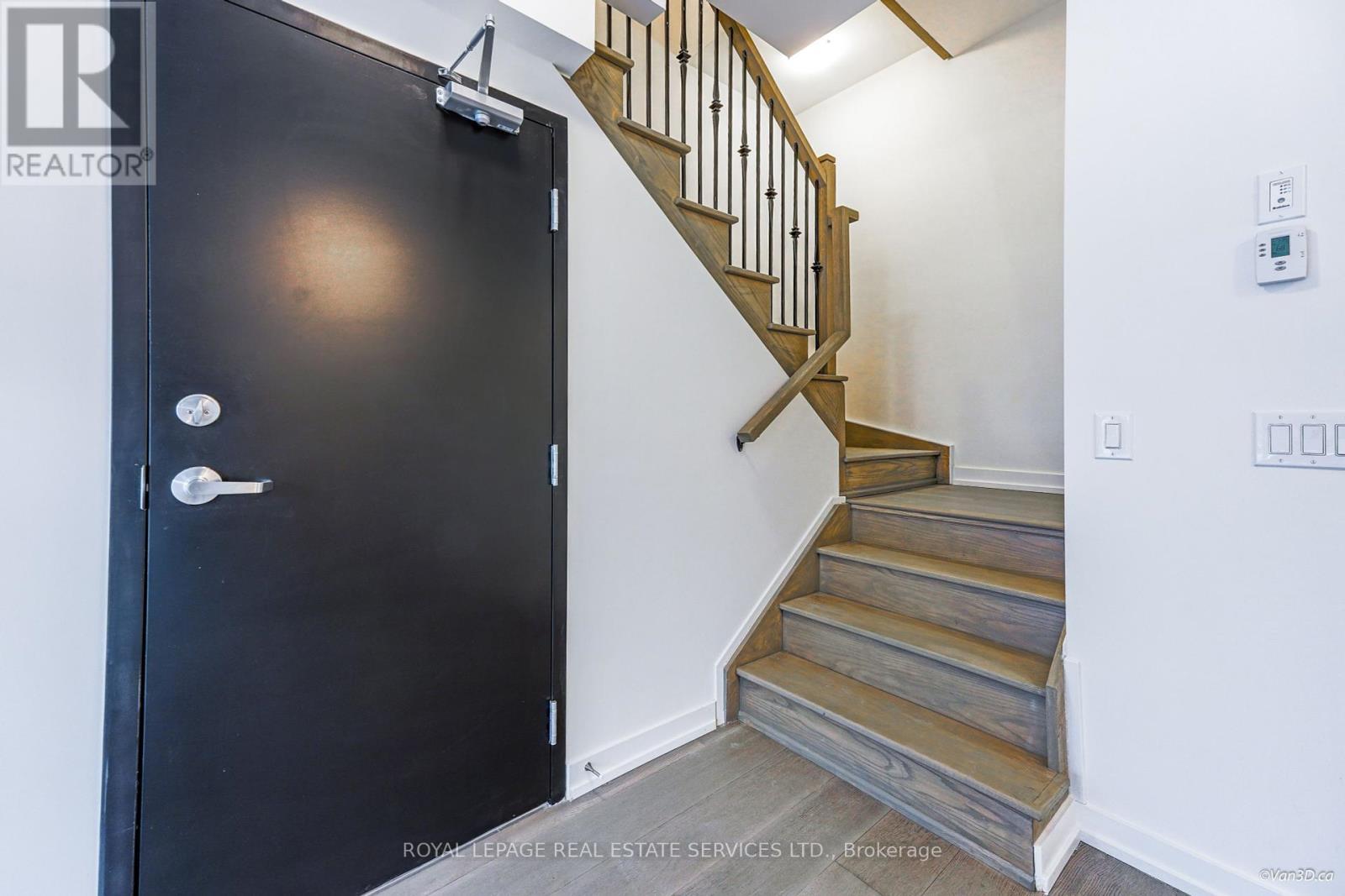












6 - 861 SHEPPARD AVENUE W

,
Toronto,




Ontario
M3H0E9


