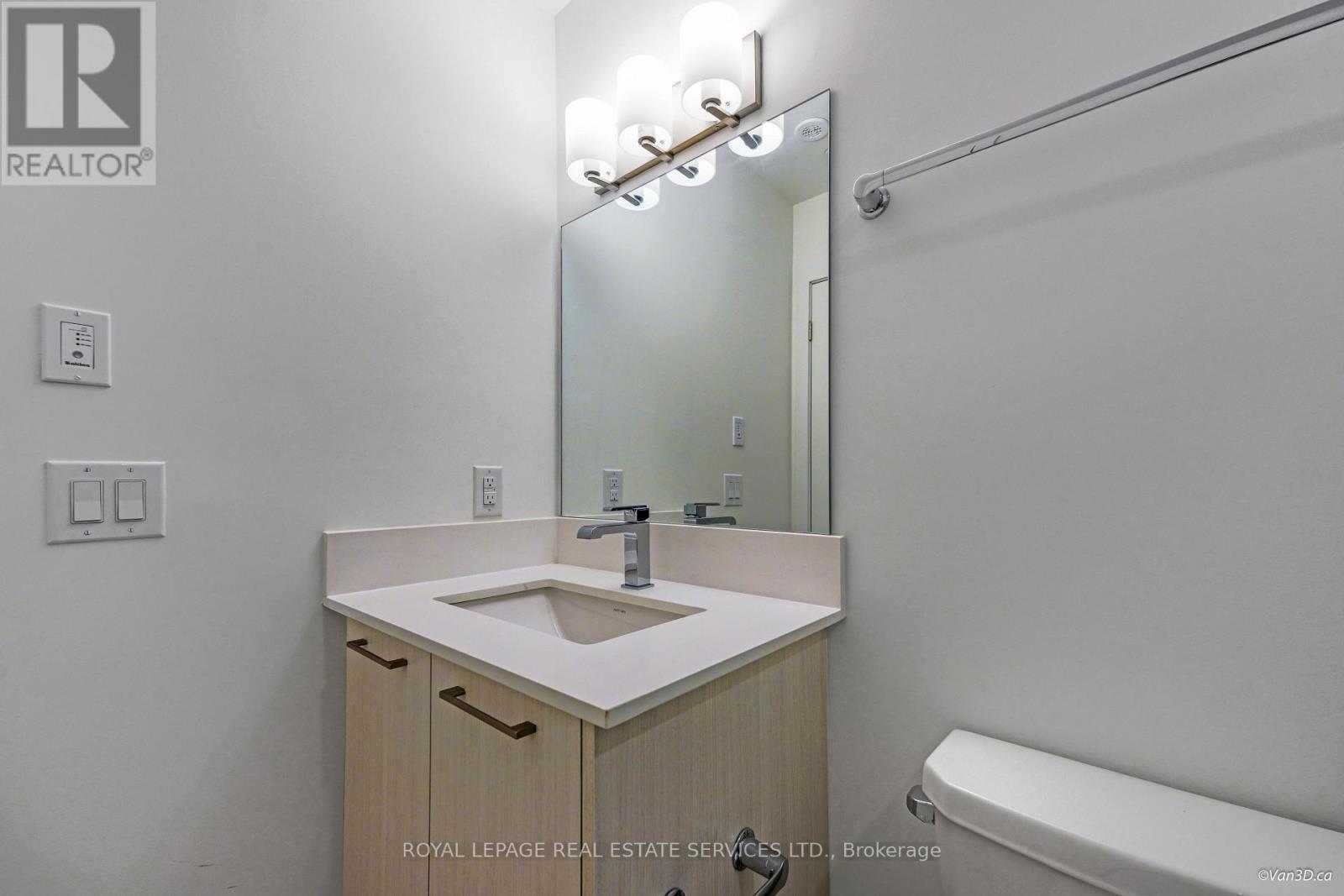 












6 - 861 SHEPPARD AVENUE W

,
Toronto,




Ontario
M3H0E9

