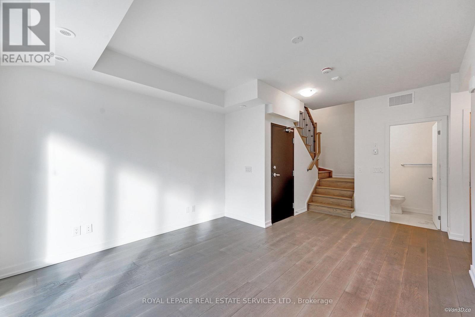 












6 - 861 SHEPPARD AVENUE W

,
Toronto,




Ontario
M3H0E9

