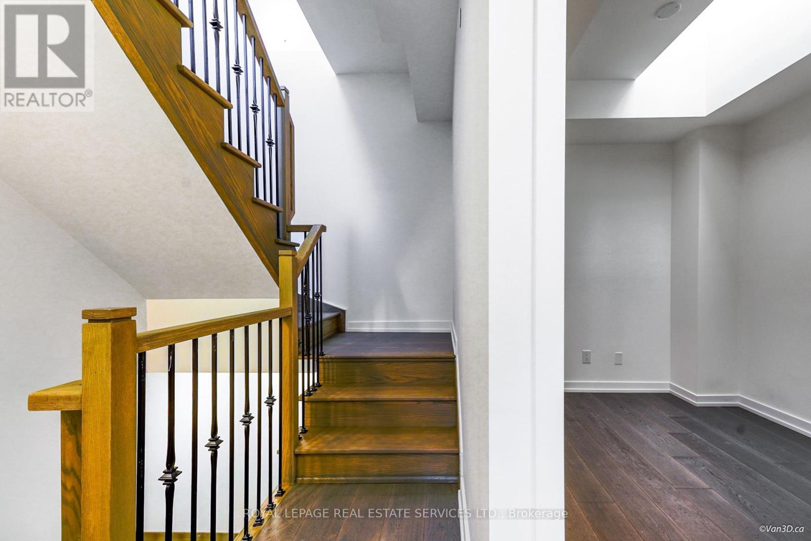 












6 - 861 SHEPPARD AVENUE W

,
Toronto,




Ontario
M3H0E9

