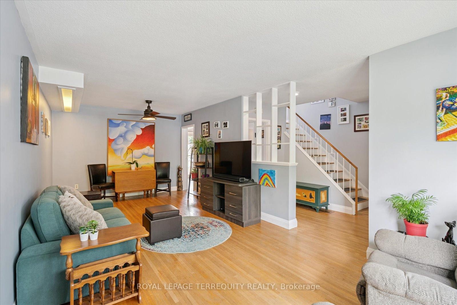









1201


Kingsholm

Drive,
Mississauga,




ON
L4Y 2H1


