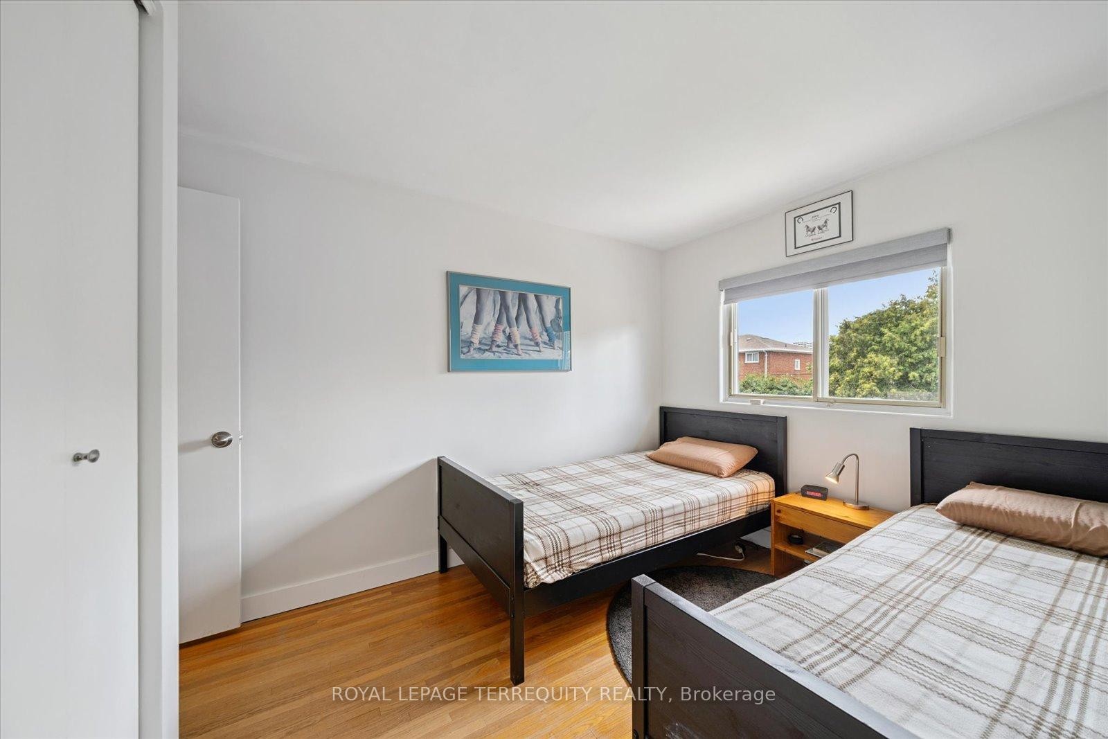









1201


Kingsholm

Drive,
Mississauga,




ON
L4Y 2H1

