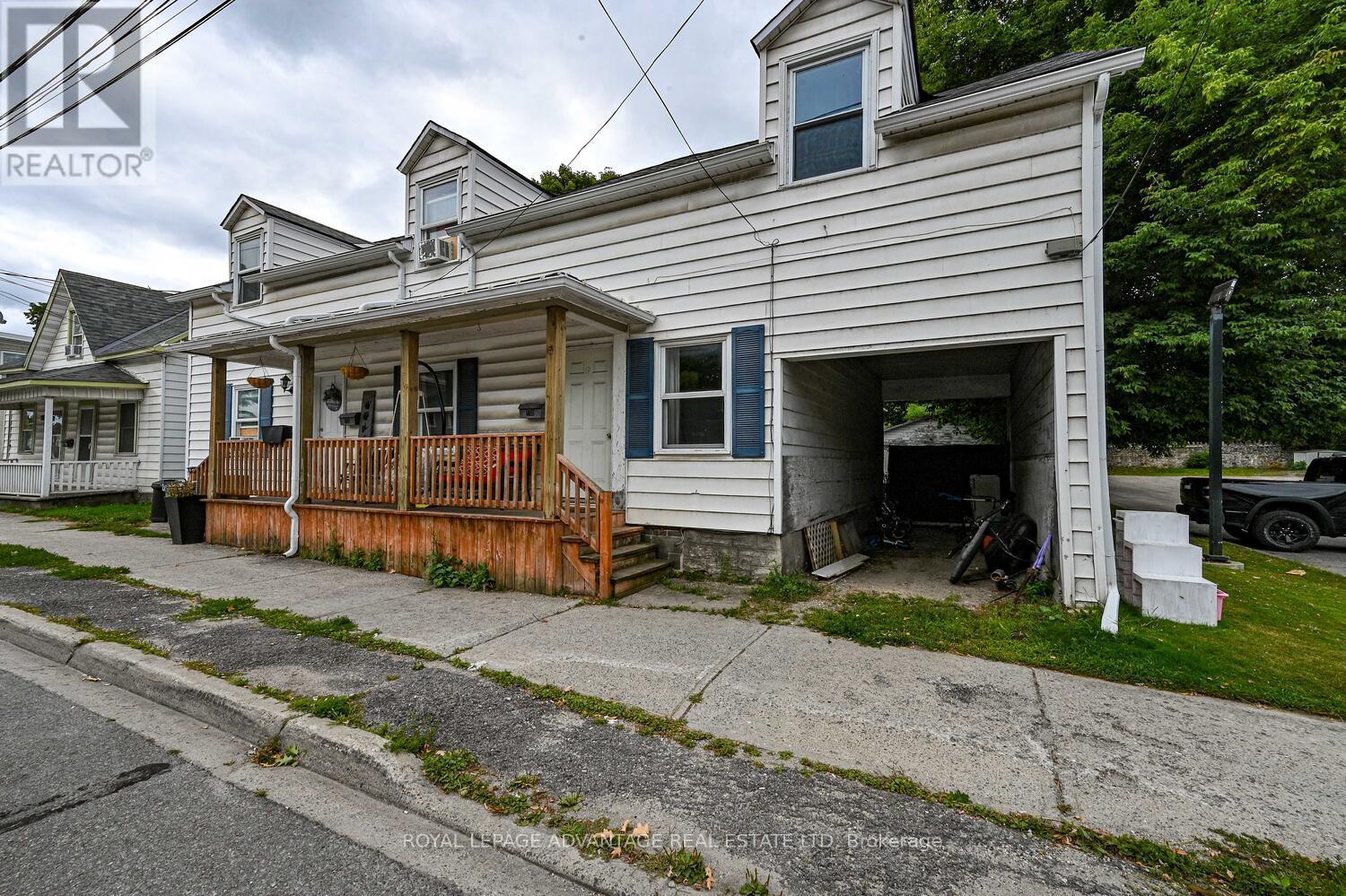 












150-152 GORE STREET E

,
Perth,




Ontario
K7H1J7

